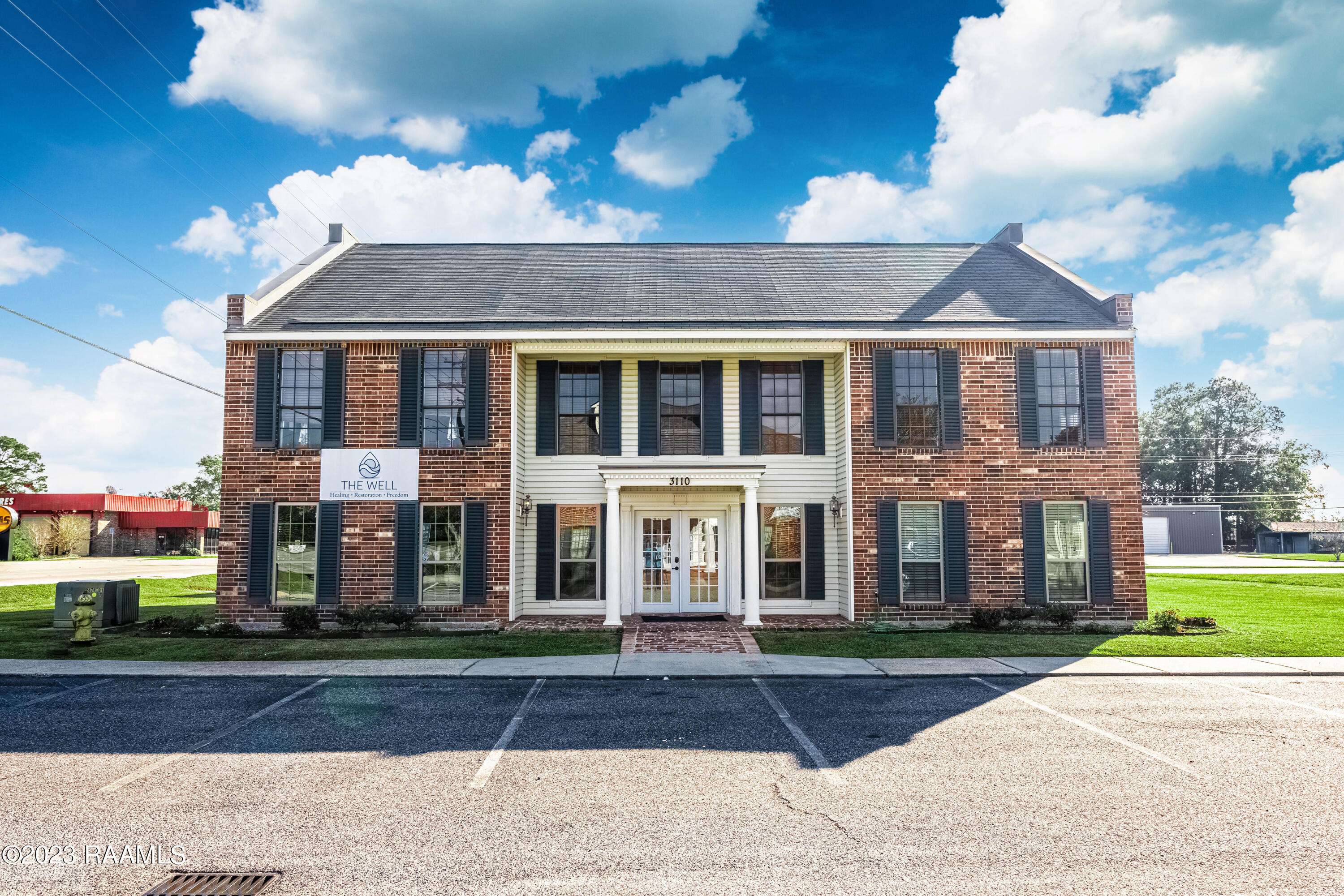Lafayette, LA 70508,3110 W Pinhook RD #101