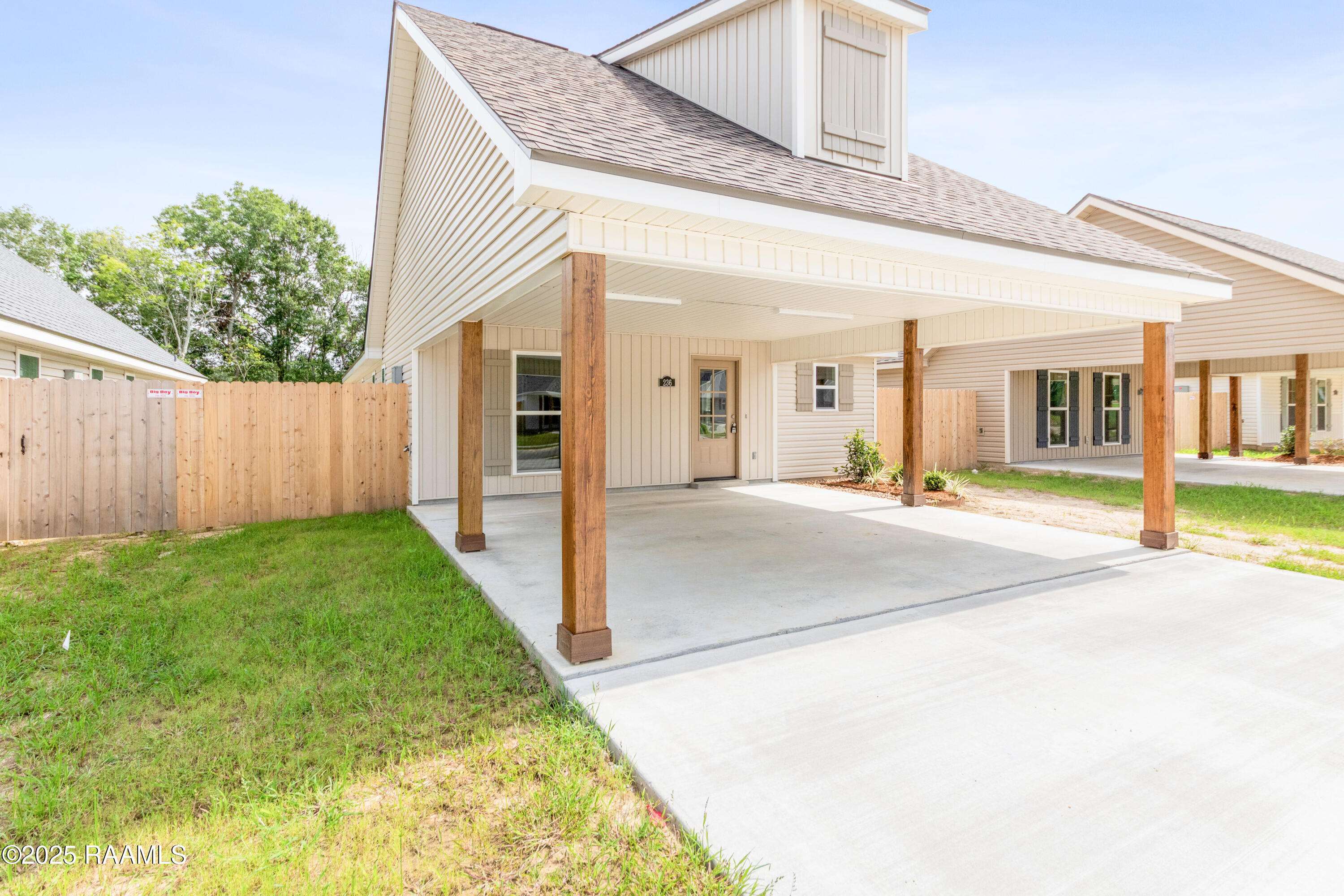 Carencro, LA 70520,236 Camerons Cove DR