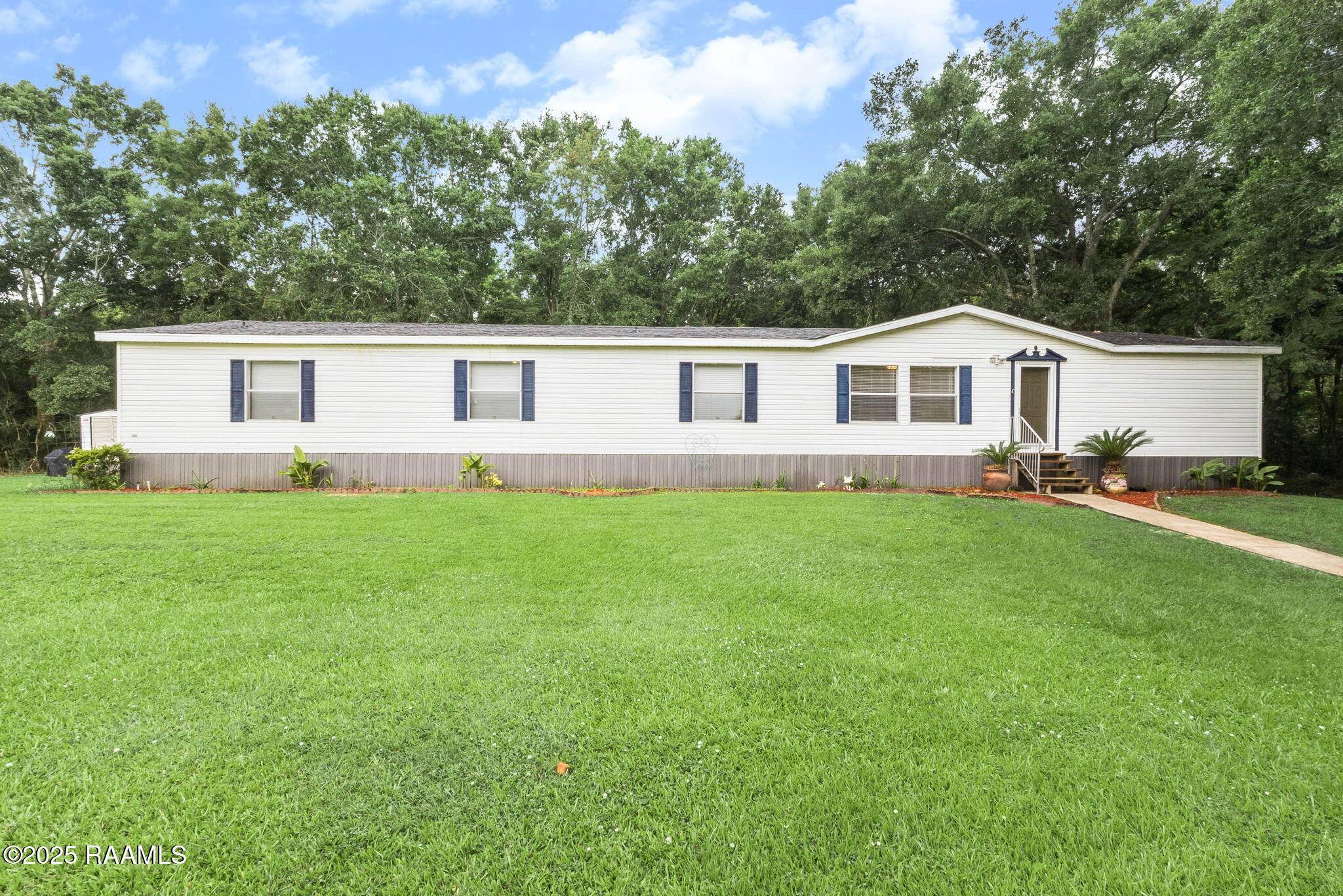 Abbeville, LA 70510,411 Louis DR