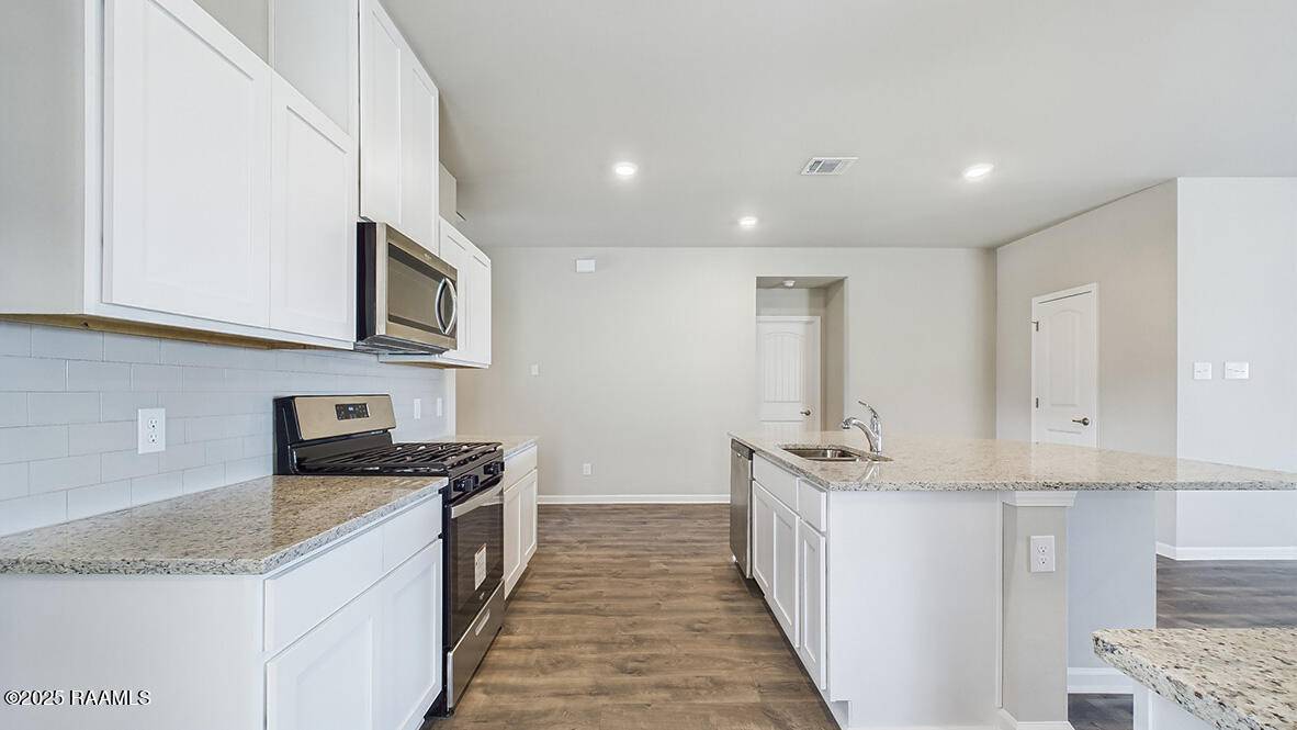 Lafayette, LA 70501,315 White Pine DR