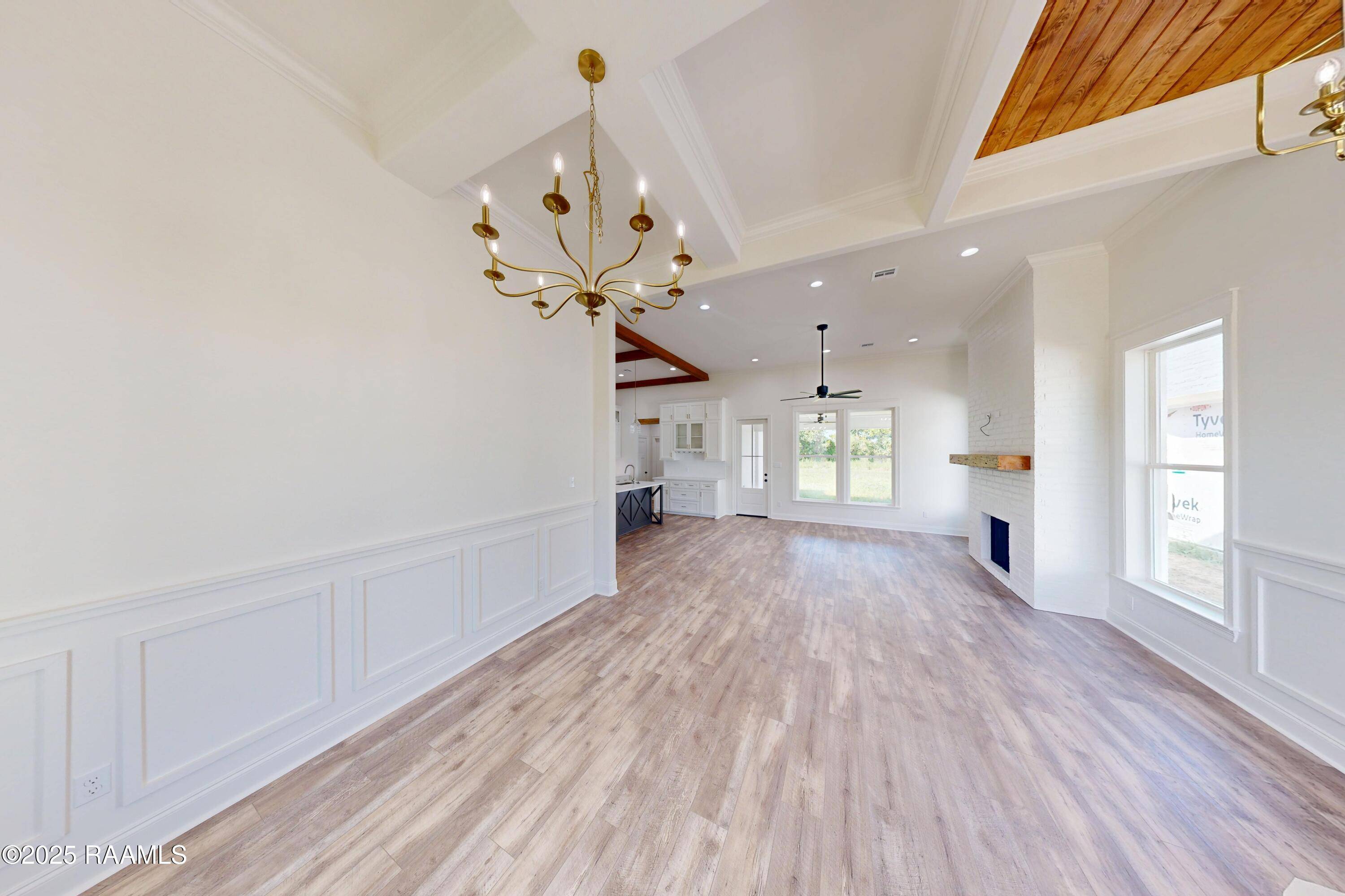 Broussard, LA 70518,104 Spring Meadow DR