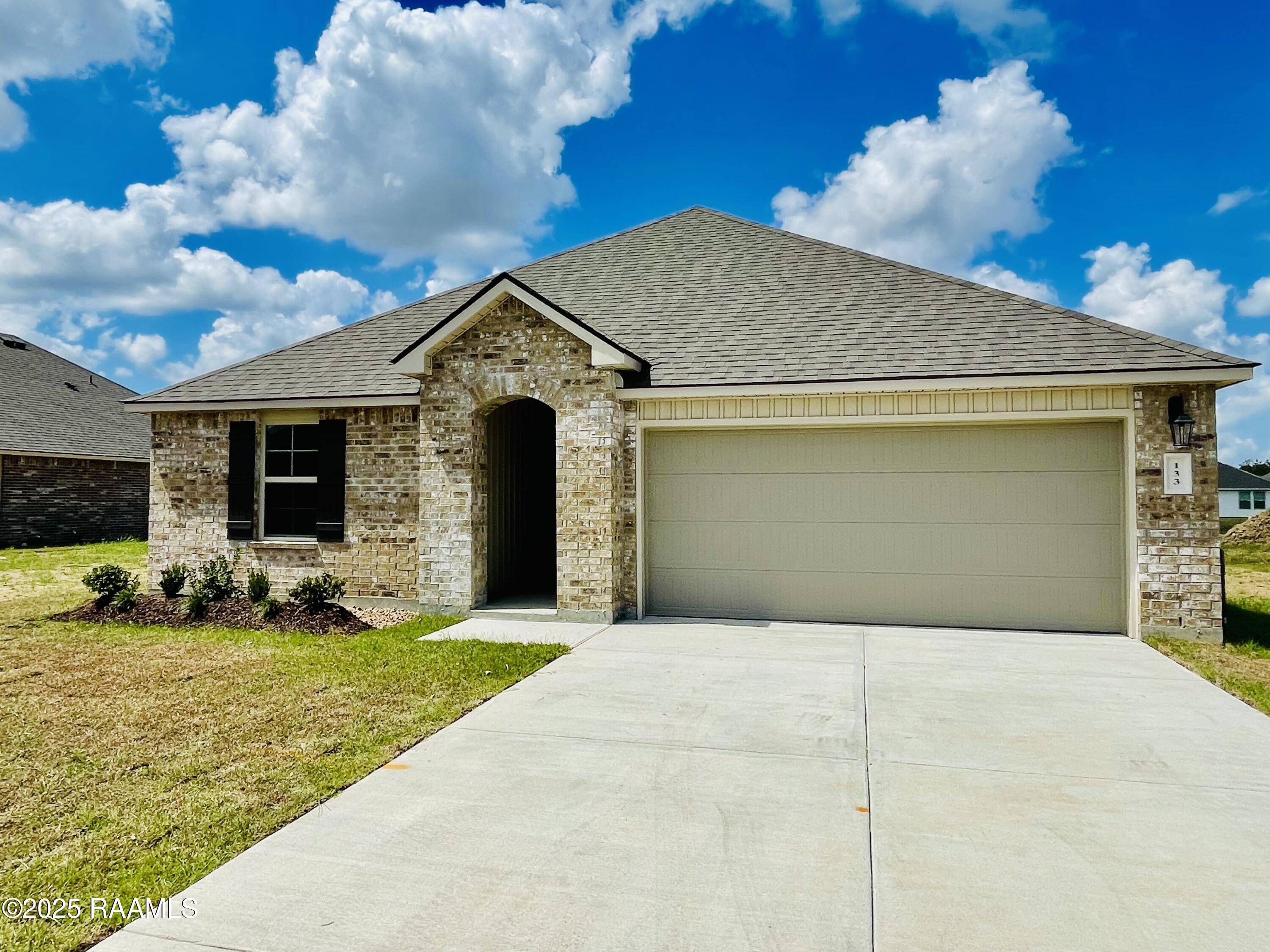 Duson, LA 70529,133 Ivywood CT