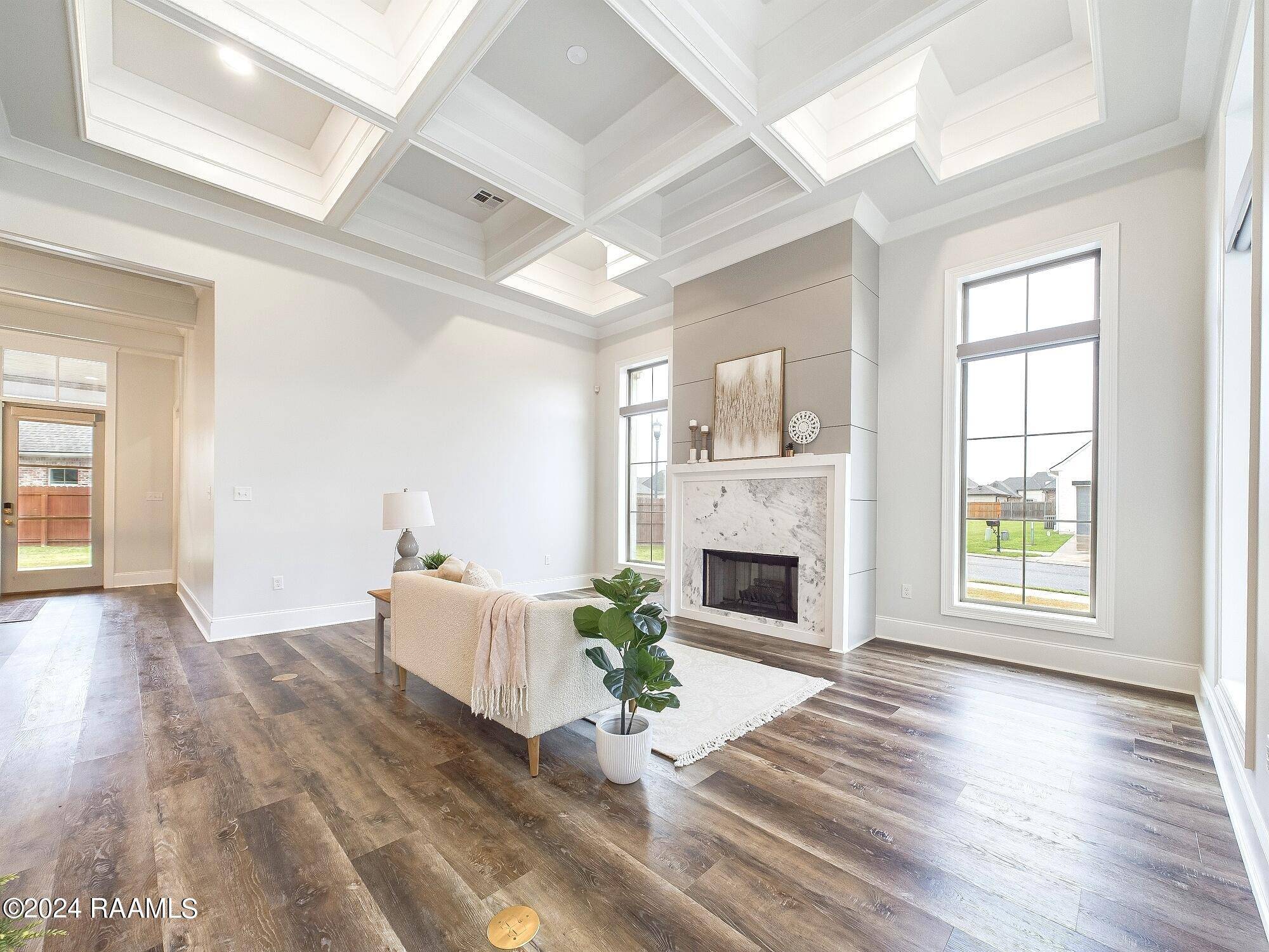Broussard, LA 70518,600 Channel DR