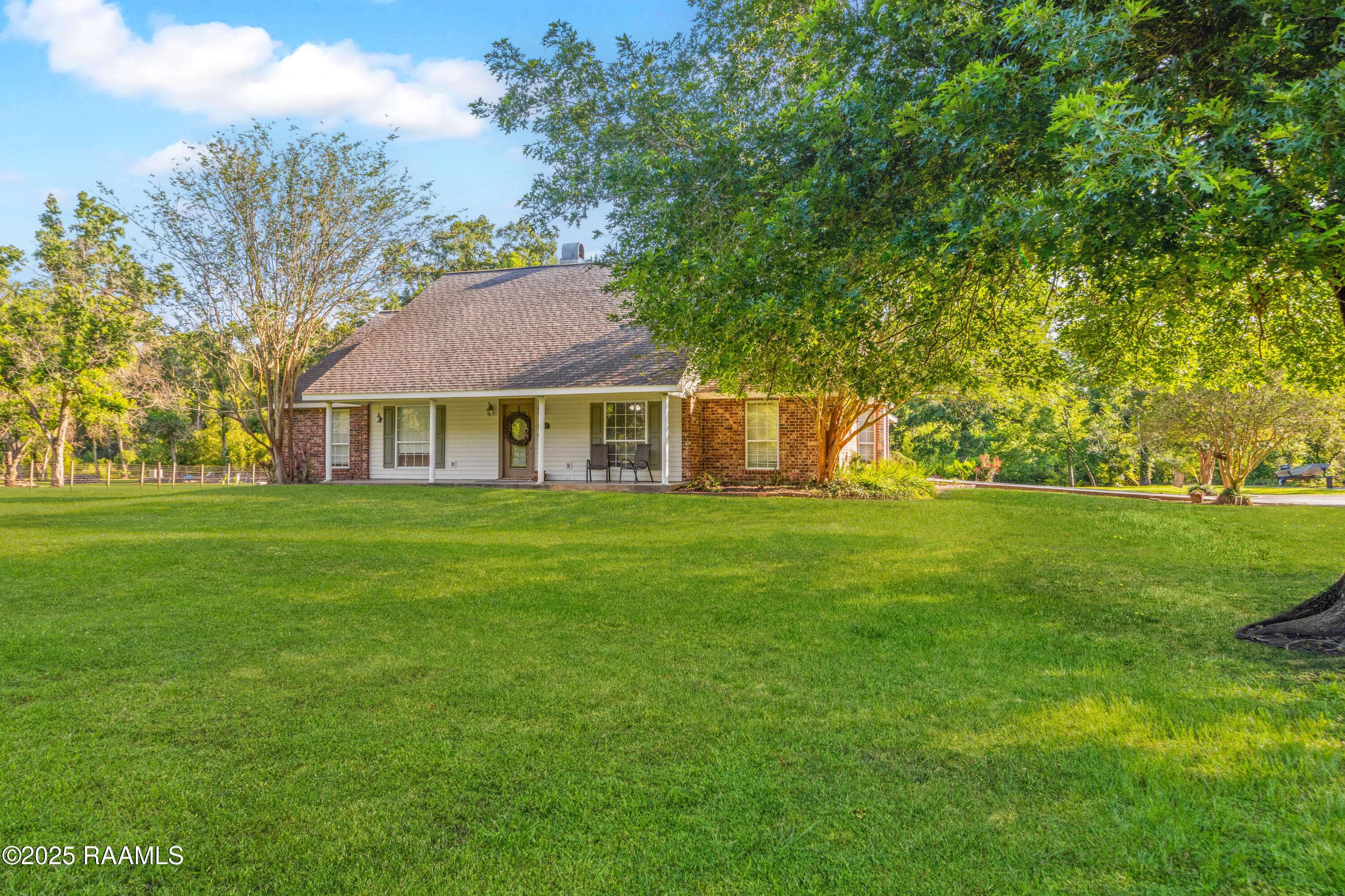 St. Martinville, LA 70582,1073 Attakapas RD