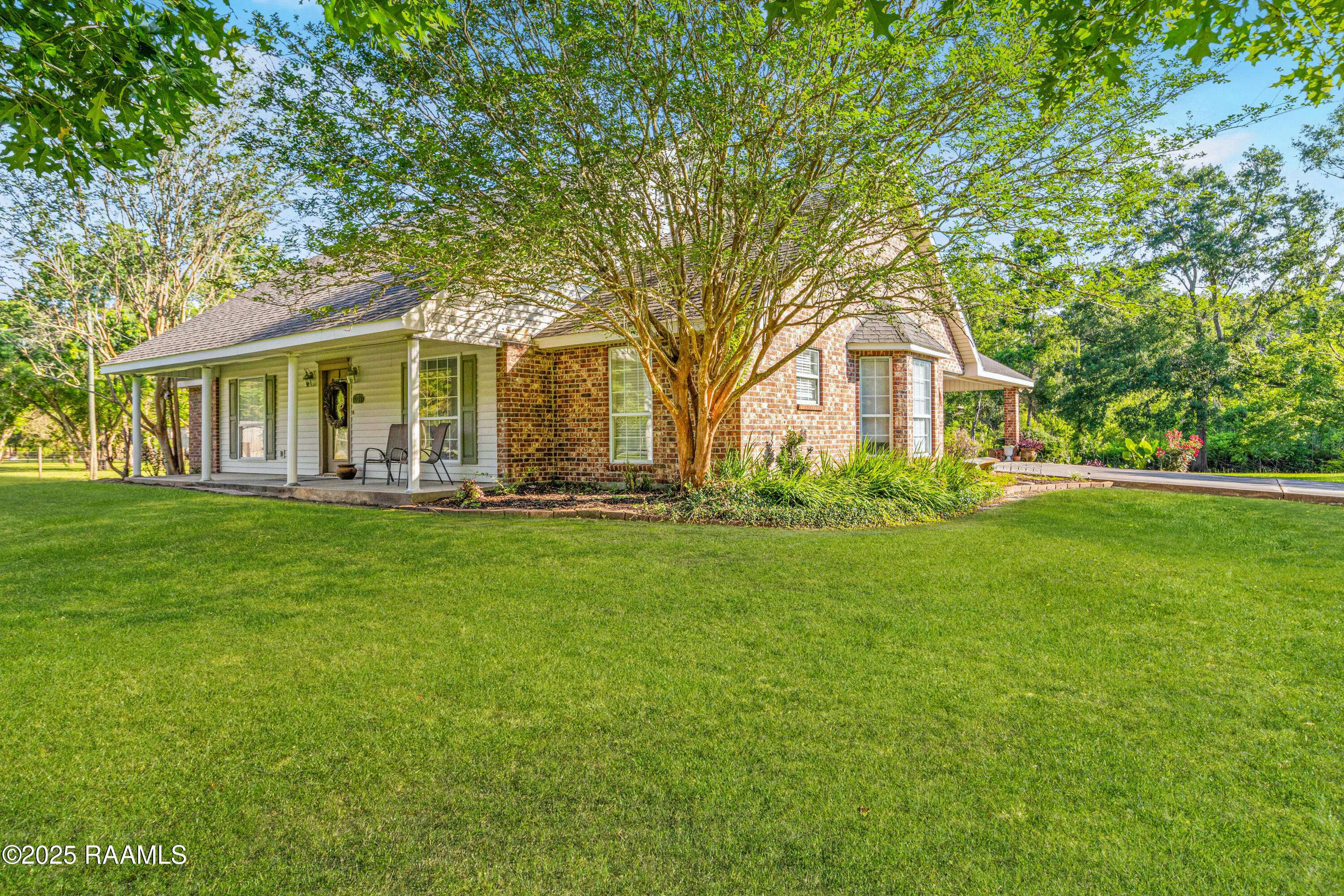 St. Martinville, LA 70582,1073 Attakapas RD