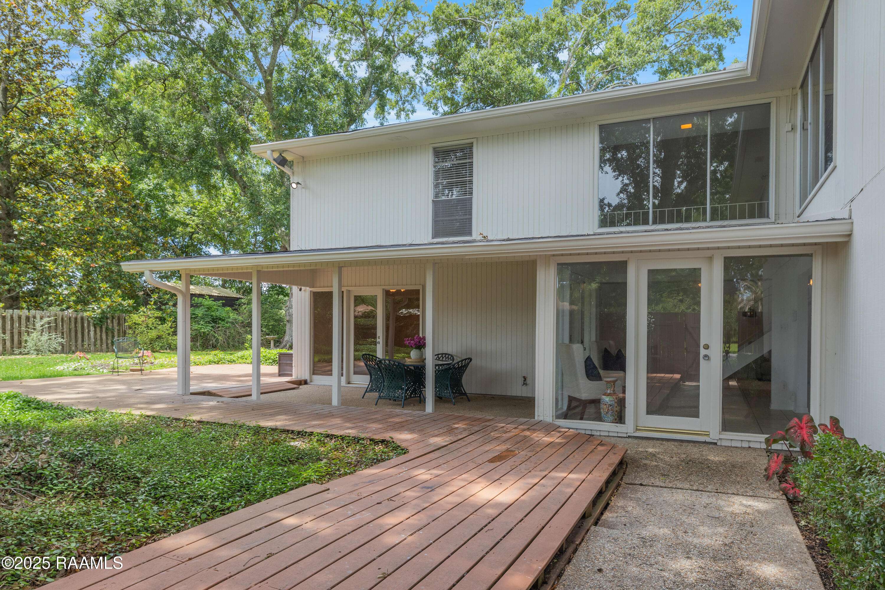 New Iberia, LA 70563,107 Bonnet ST
