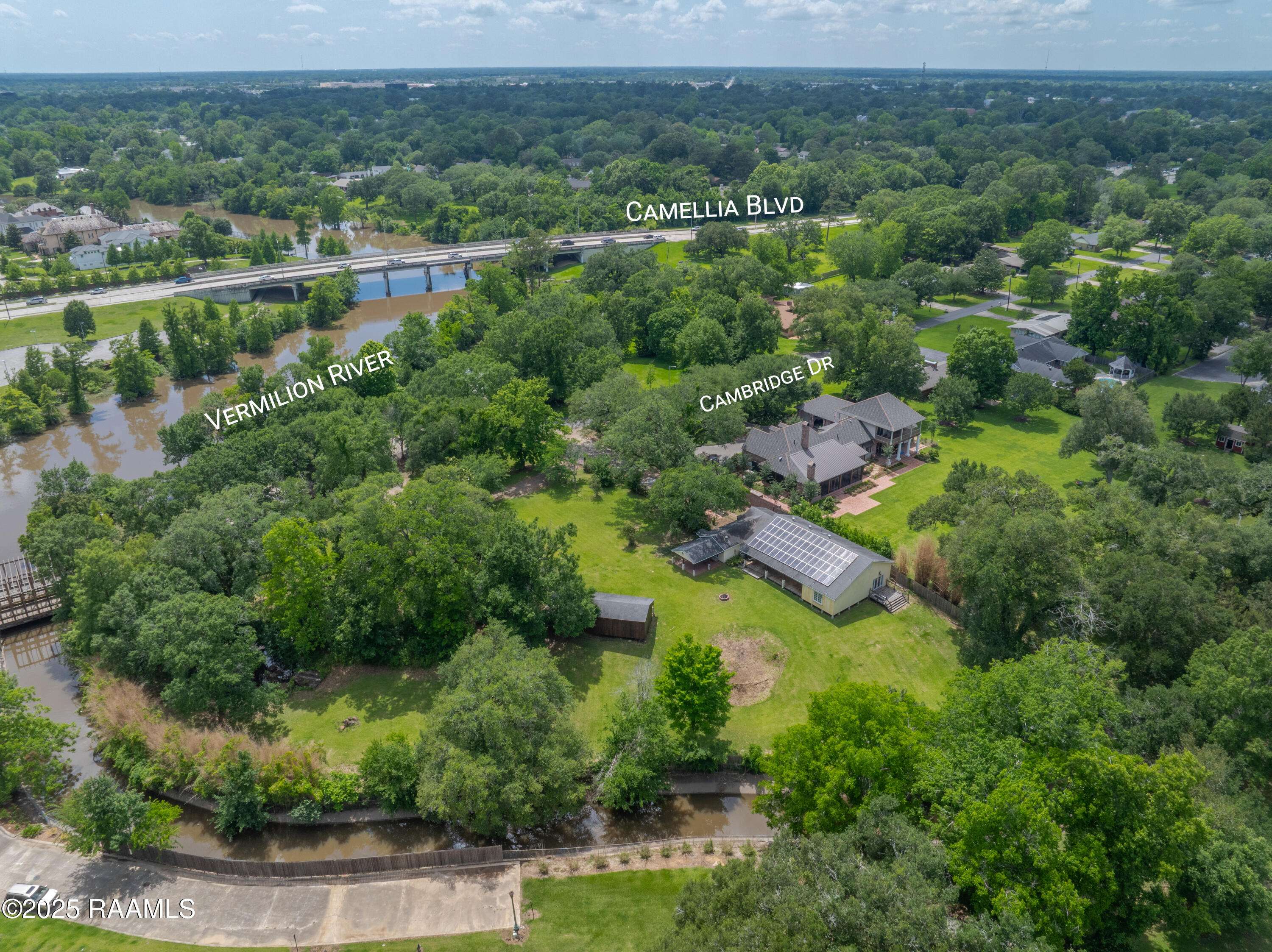 Lafayette, LA 70503,807 Cambridge DR #Res
