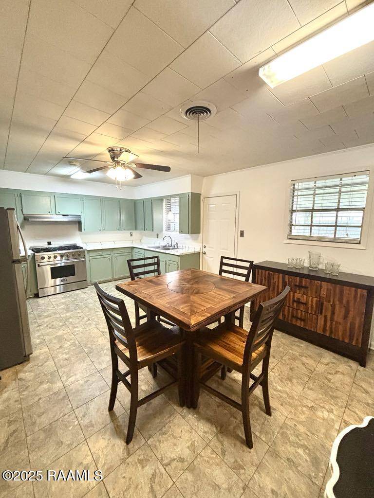 Eunice, LA 70535,930 N 7th ST