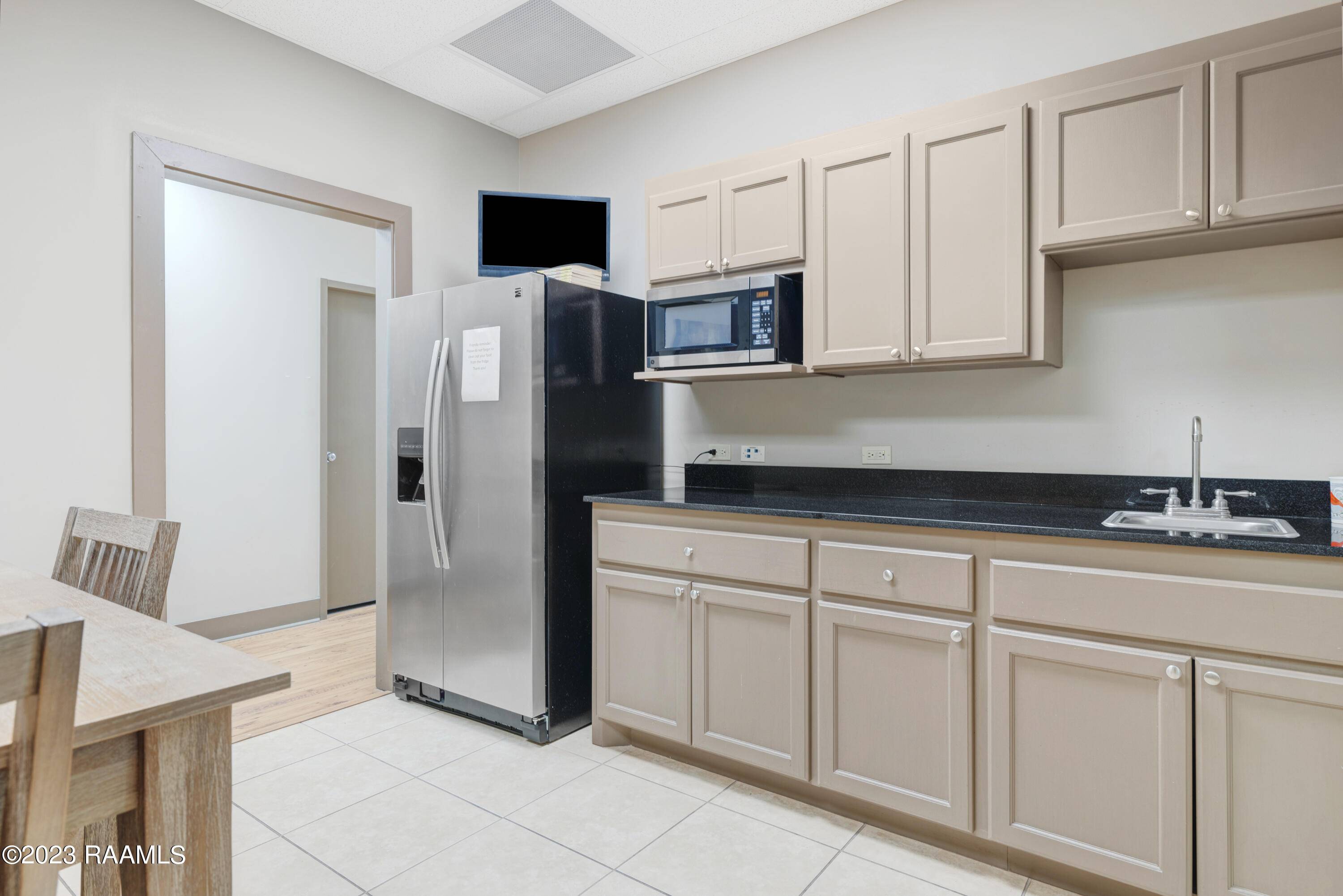 Lafayette, LA 70503,128 Demanade BLVD #200