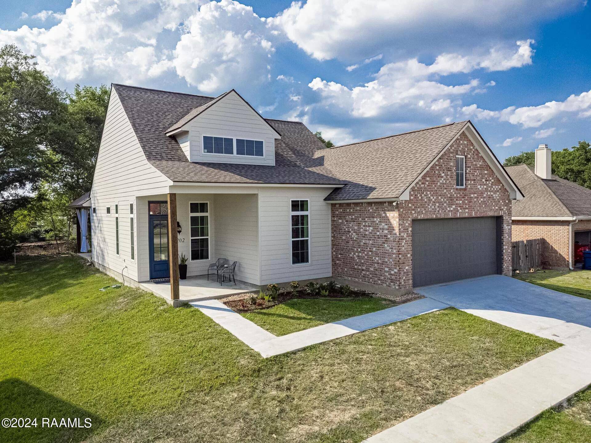 Lafayette, LA 70508,202 Student LN