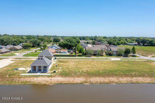 Scott, LA 70583,411 Villager AVE #A