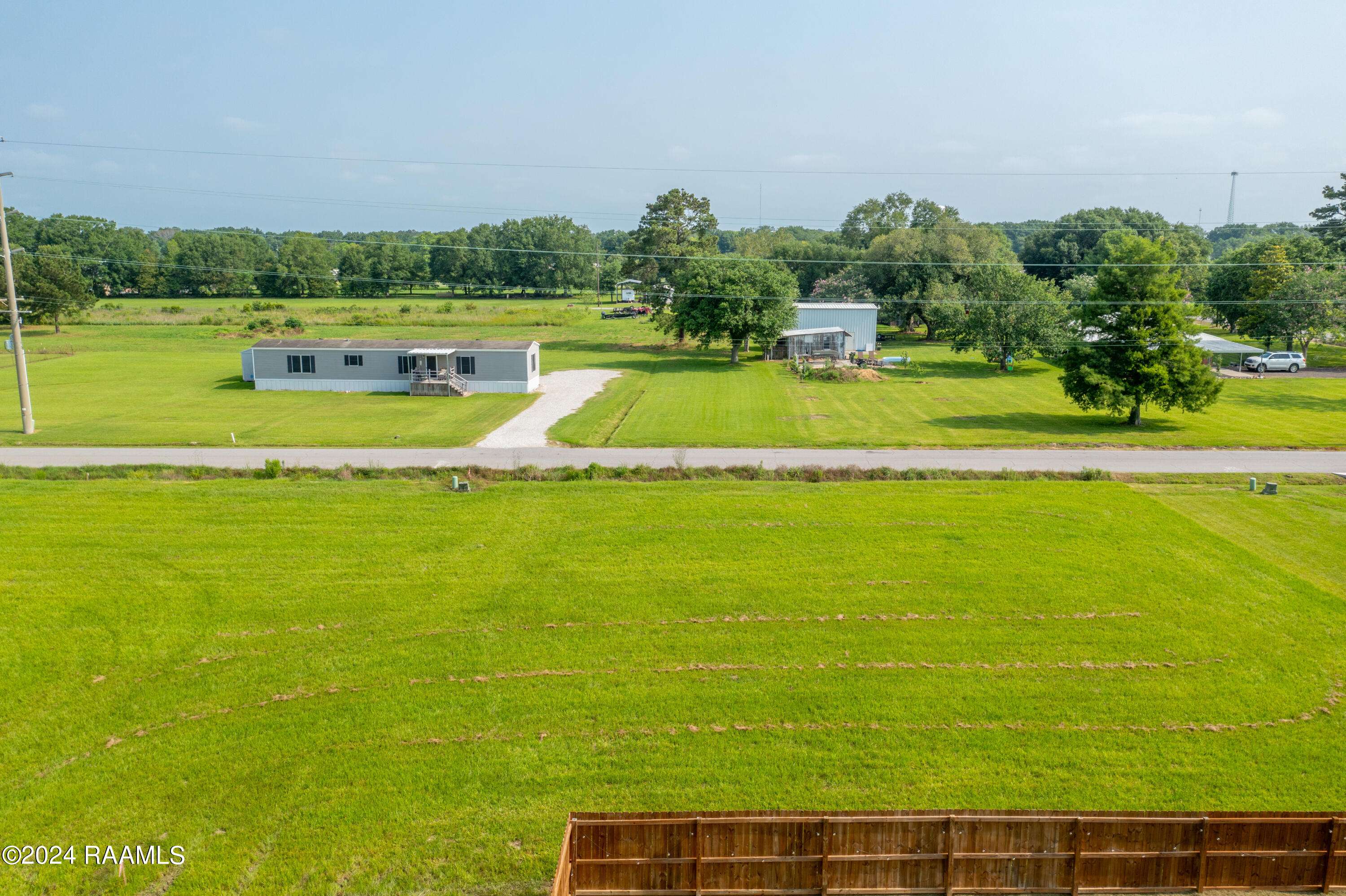 Duson, LA 70529,107 Moise ST