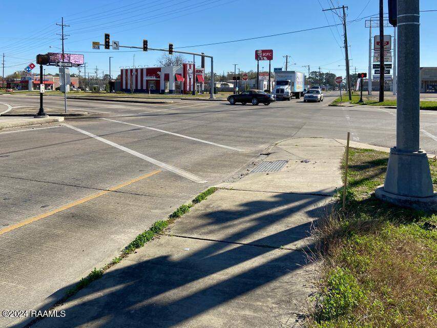 New Iberia, LA 70560,926 E Main ST