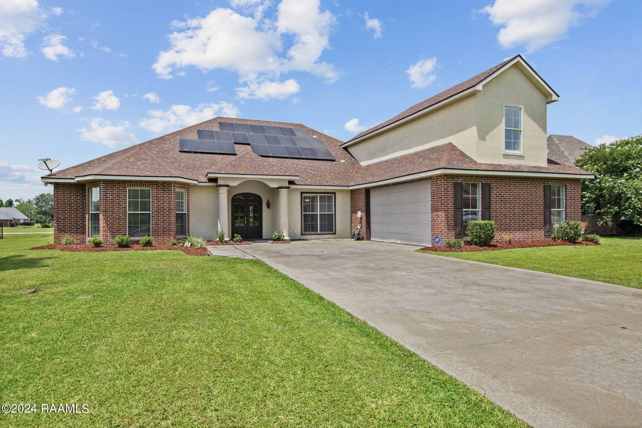 New Iberia, LA 70563,742 Hummingbird LN