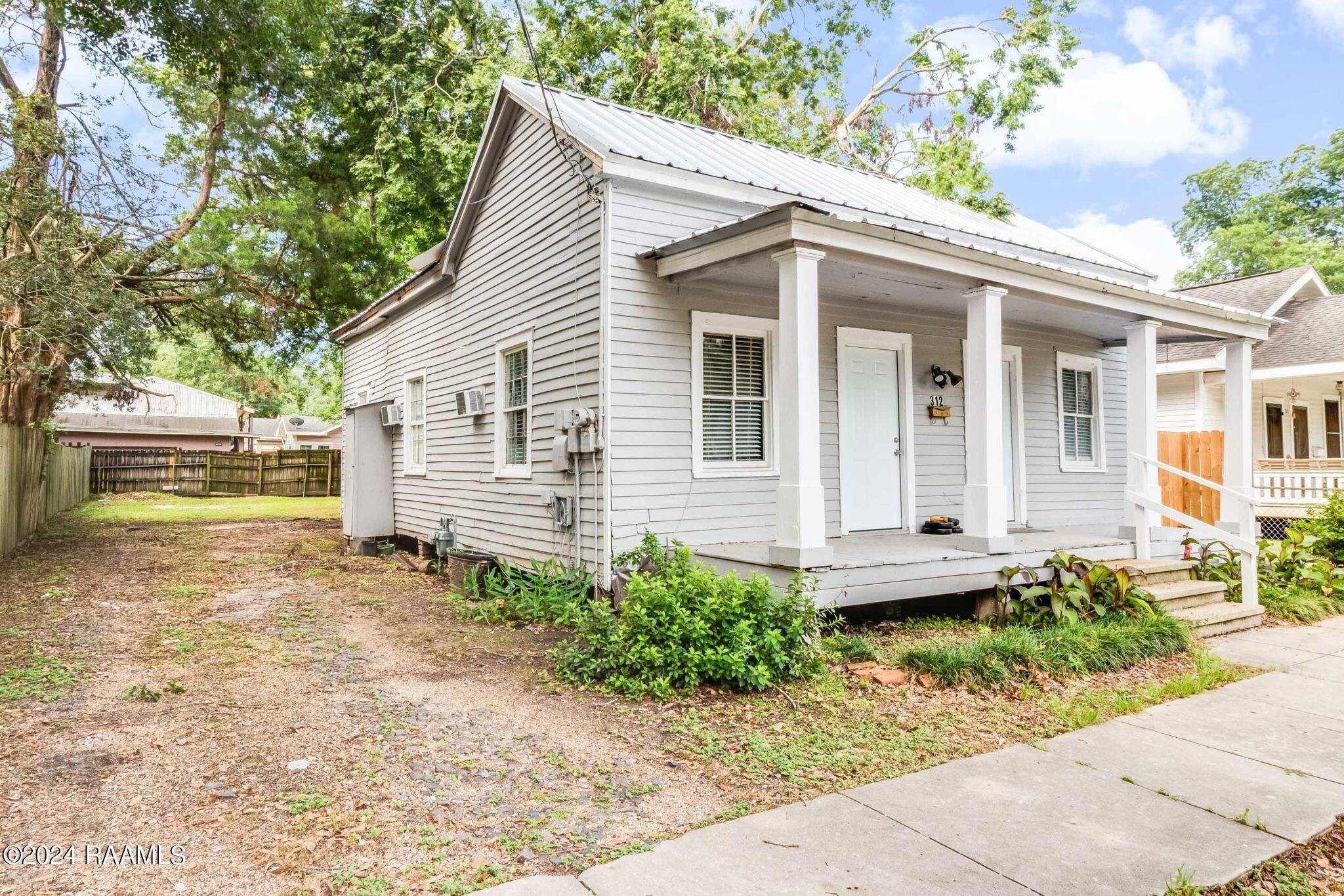 Lafayette, LA 70501,312 Hobson