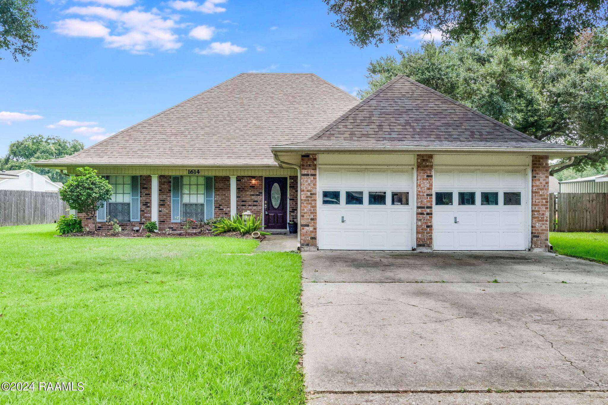 New Iberia, LA 70560,1614 Southwood