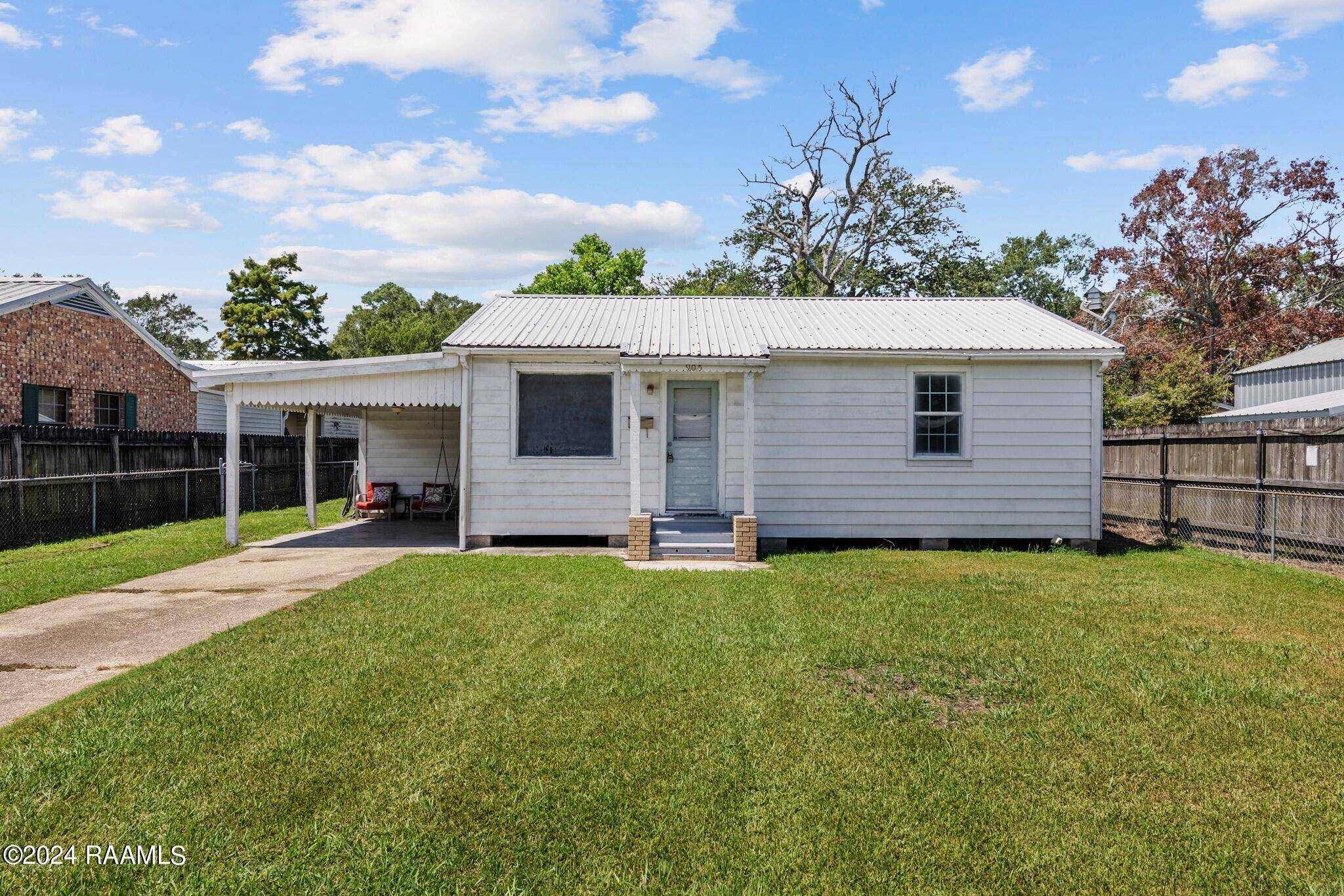 Franklin, LA 70538,905 St Charles