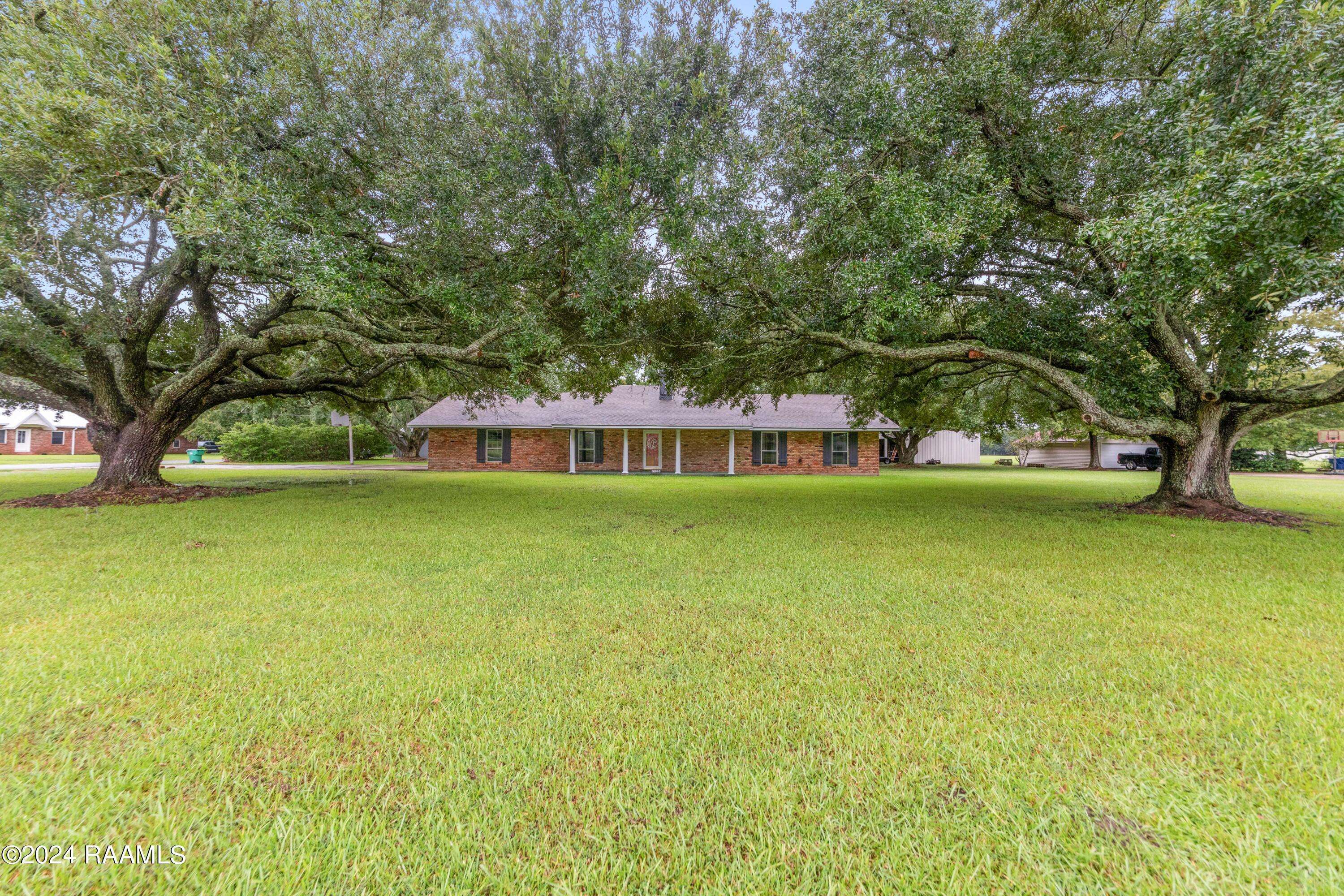 Erath, LA 70533,14130 Saint Elmo RD