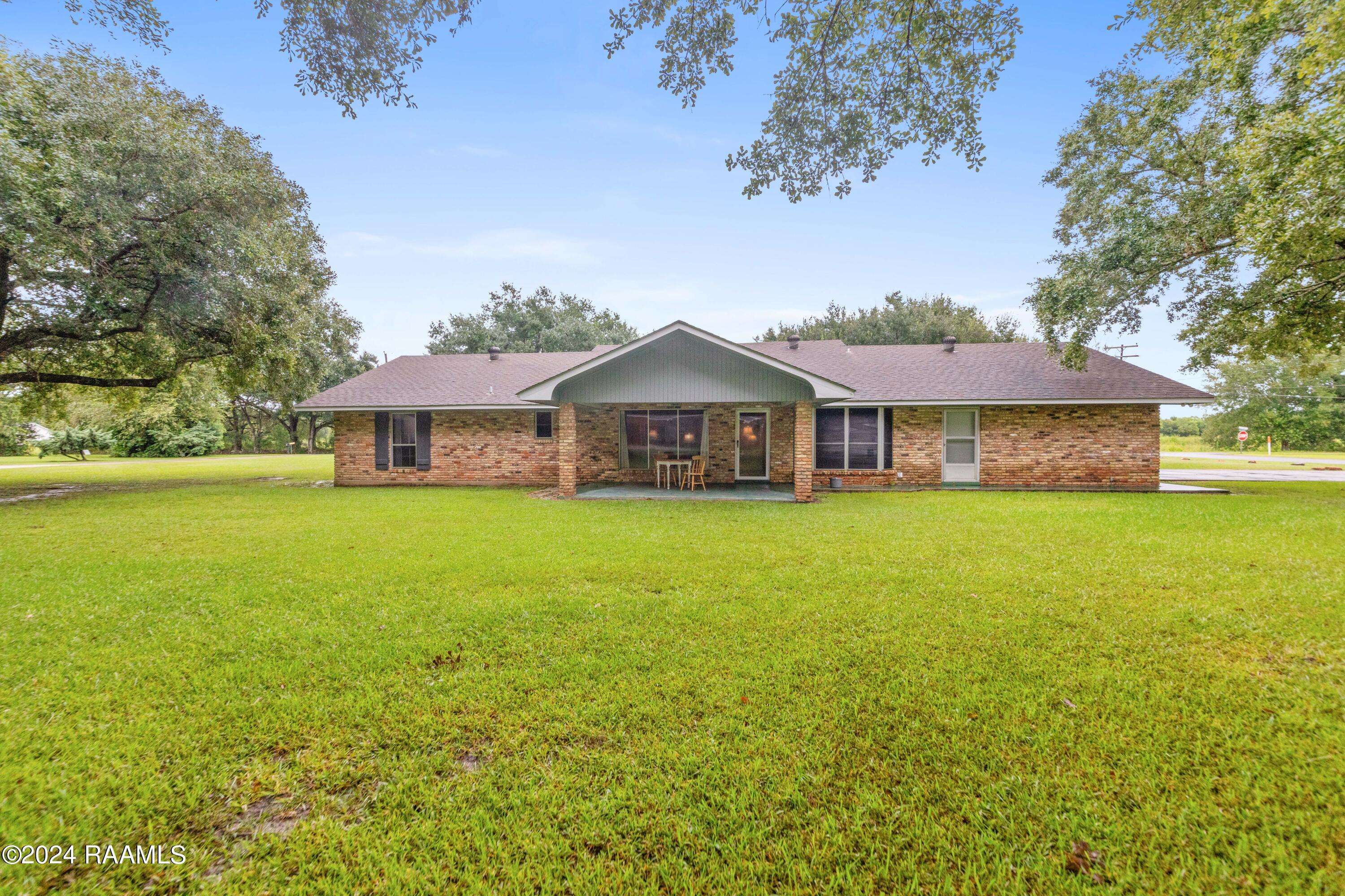 Erath, LA 70533,14130 Saint Elmo RD