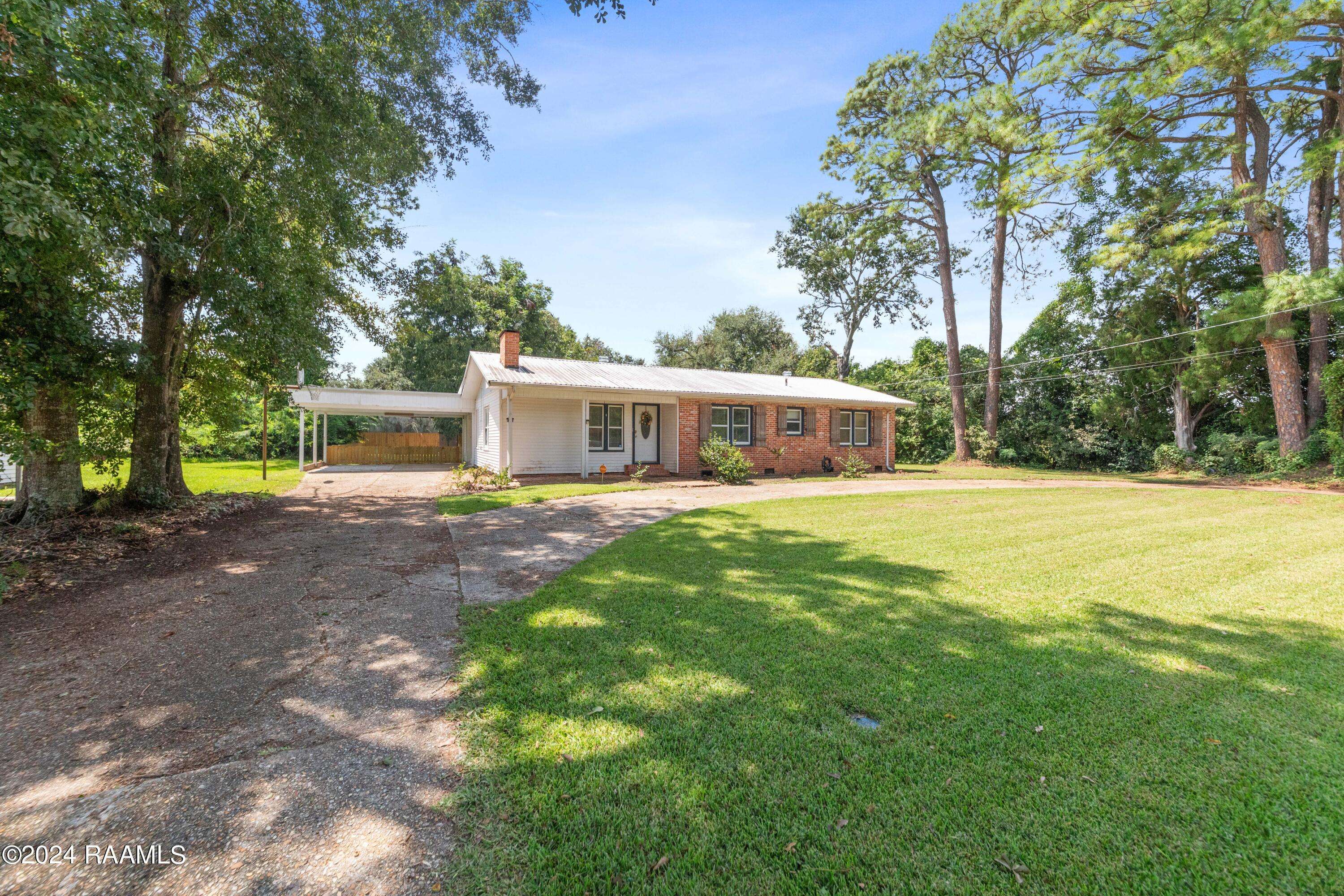 New Iberia, LA 70560,4000 South