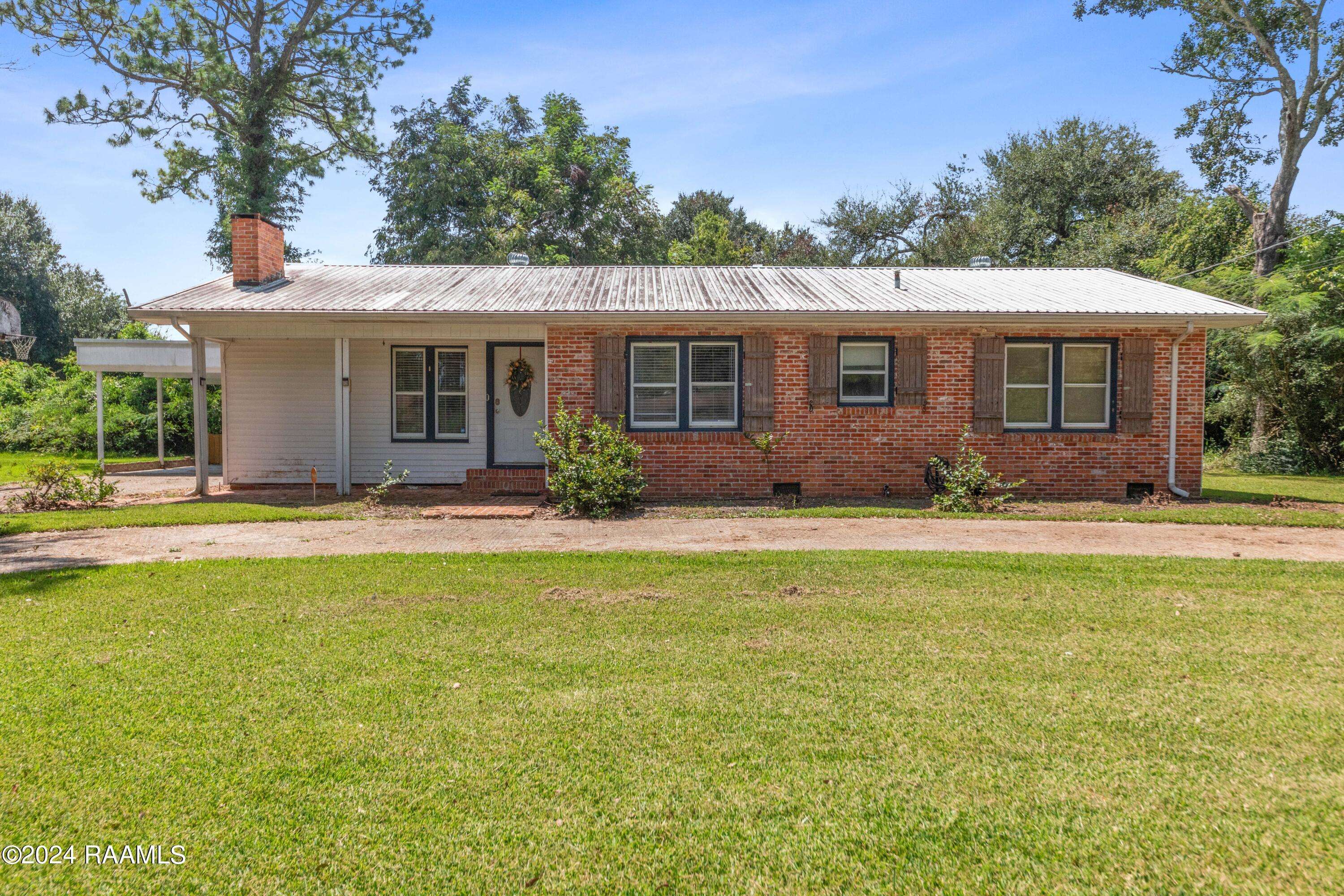 New Iberia, LA 70560,4000 South