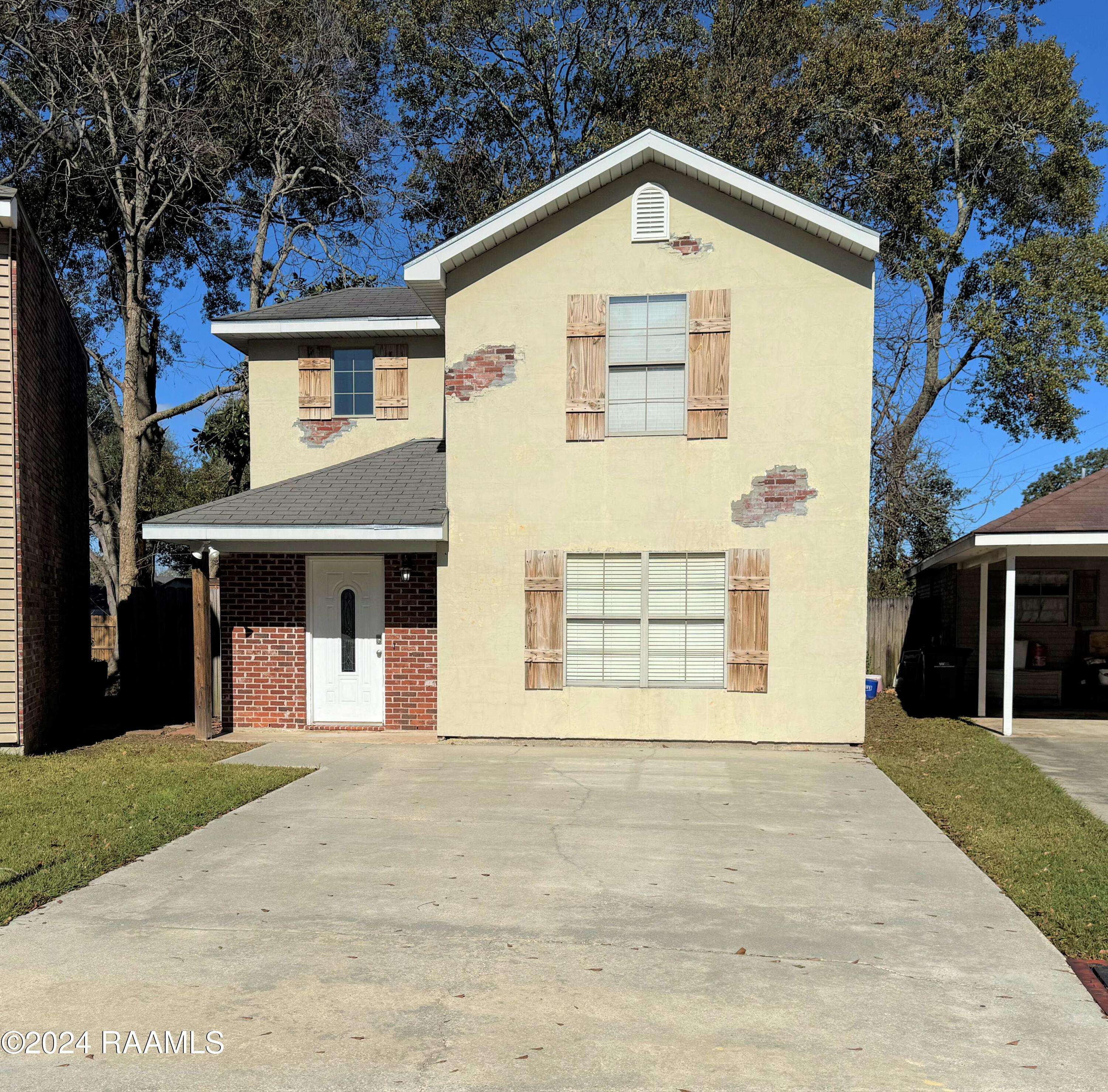 Broussard, LA 70518,105 Village Square DR