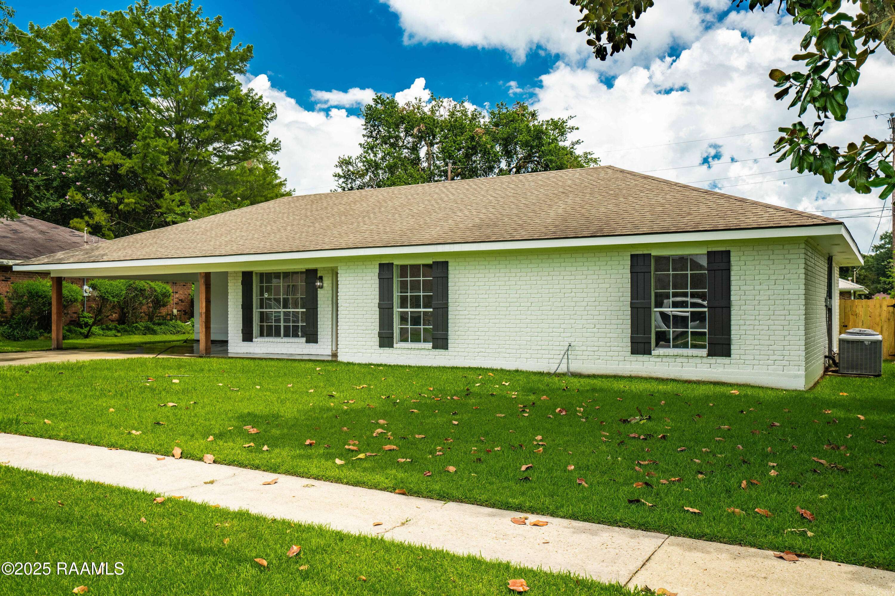 Lafayette, LA 70508,137 Gordon Crockett DR