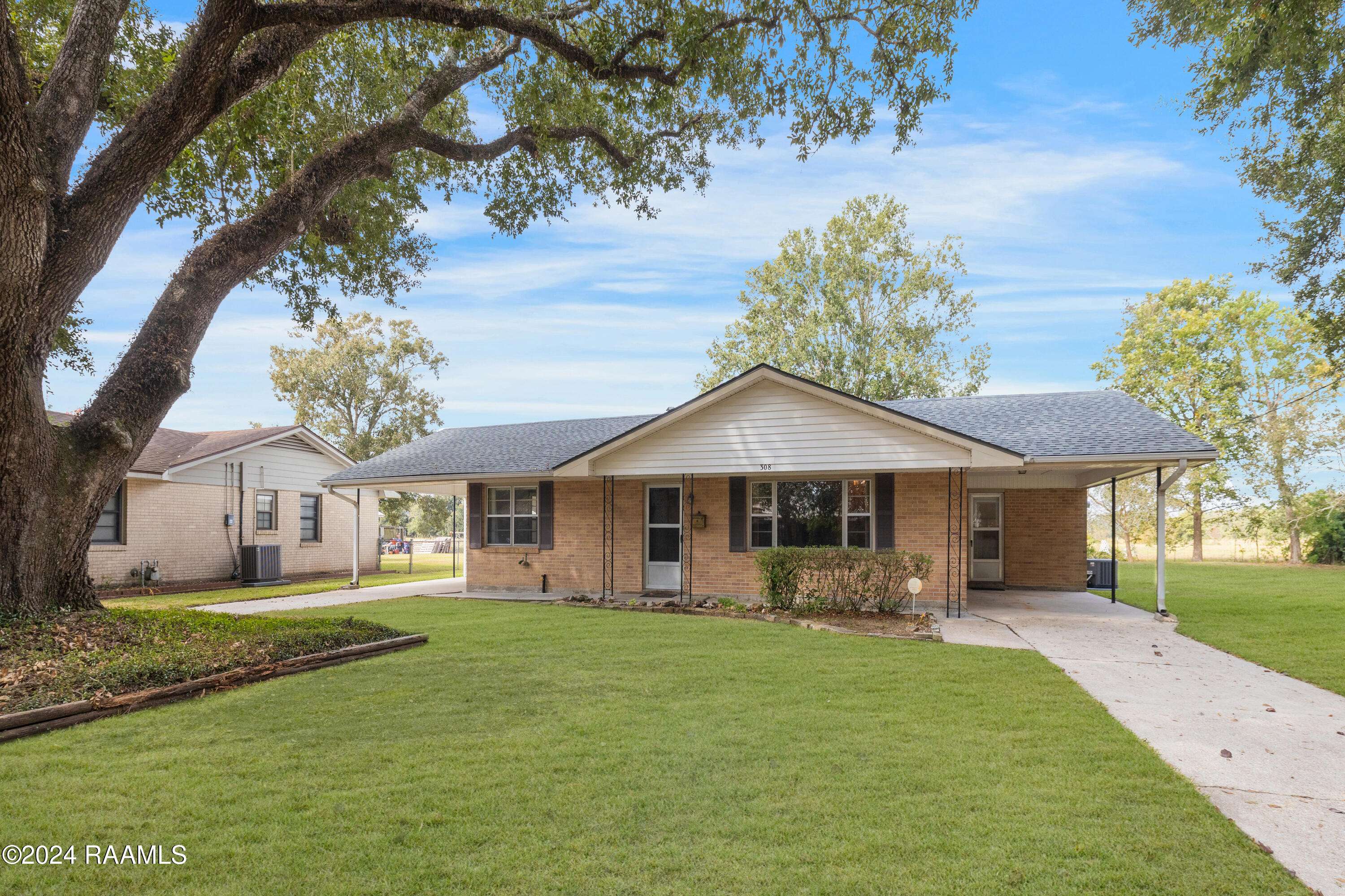 New Iberia, LA 70560,308 Orange Grove