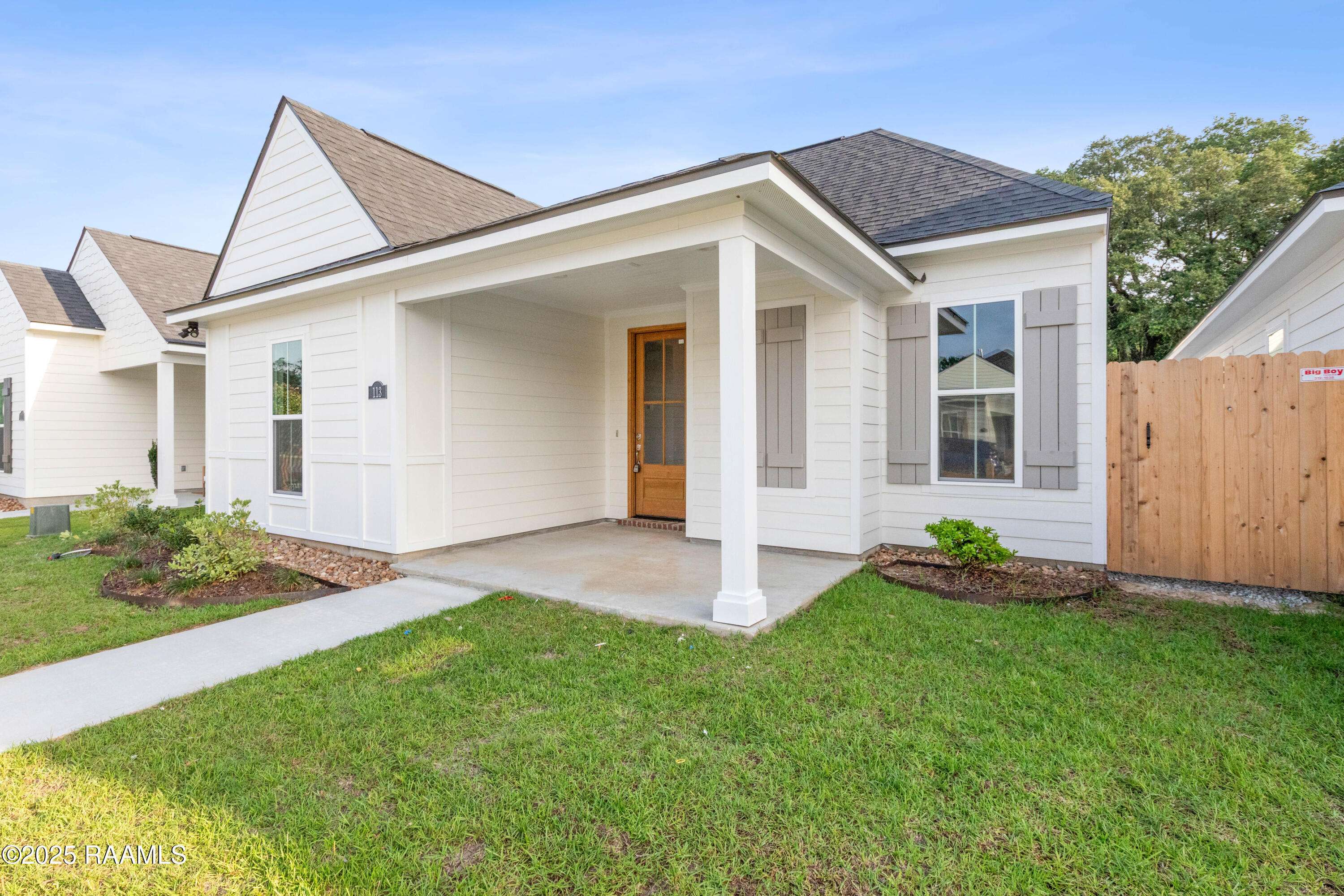 Lafayette, LA 70506,113 Grenadine DR
