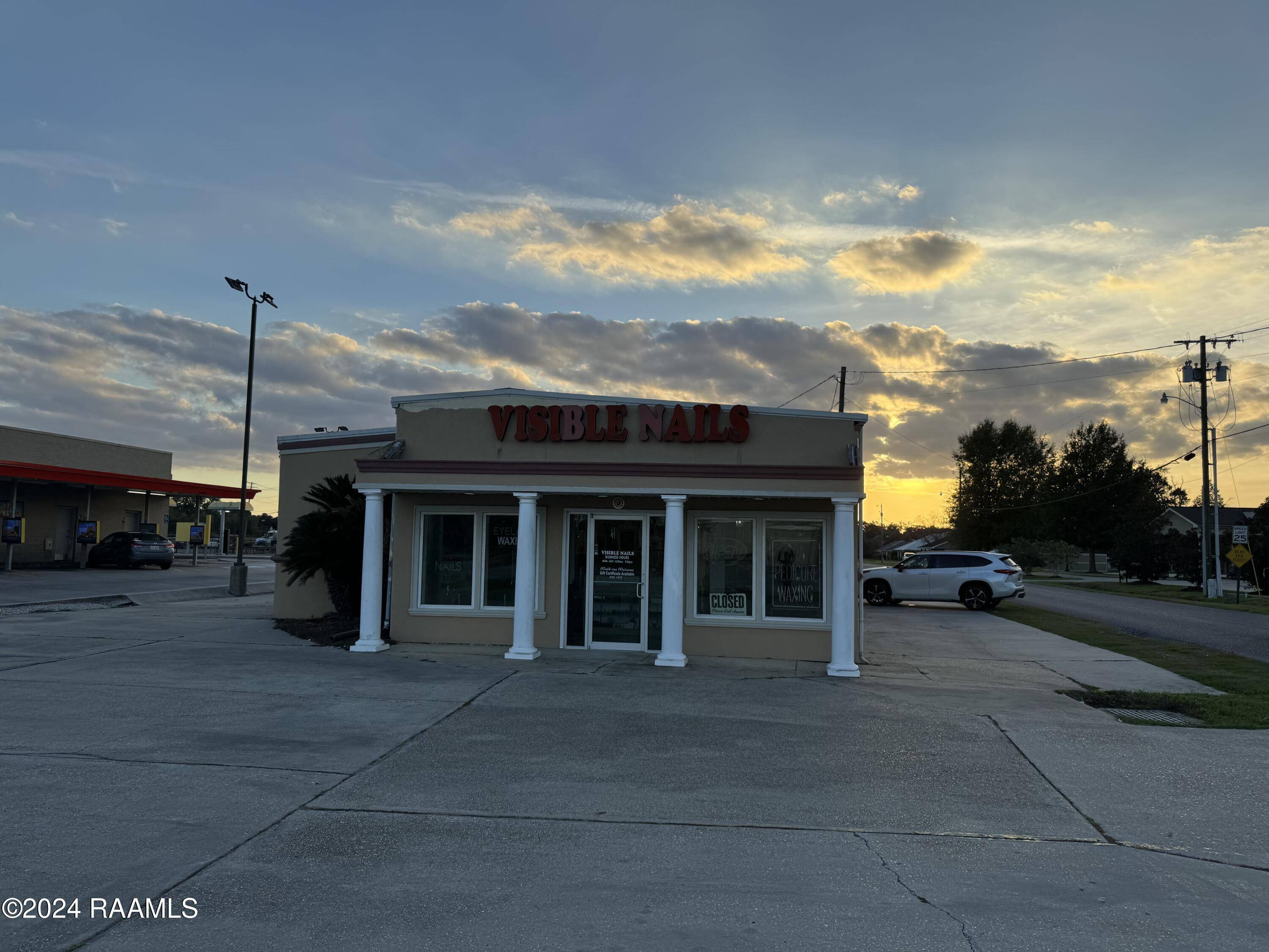 Breaux Bridge, LA 70517,909 Rees ST