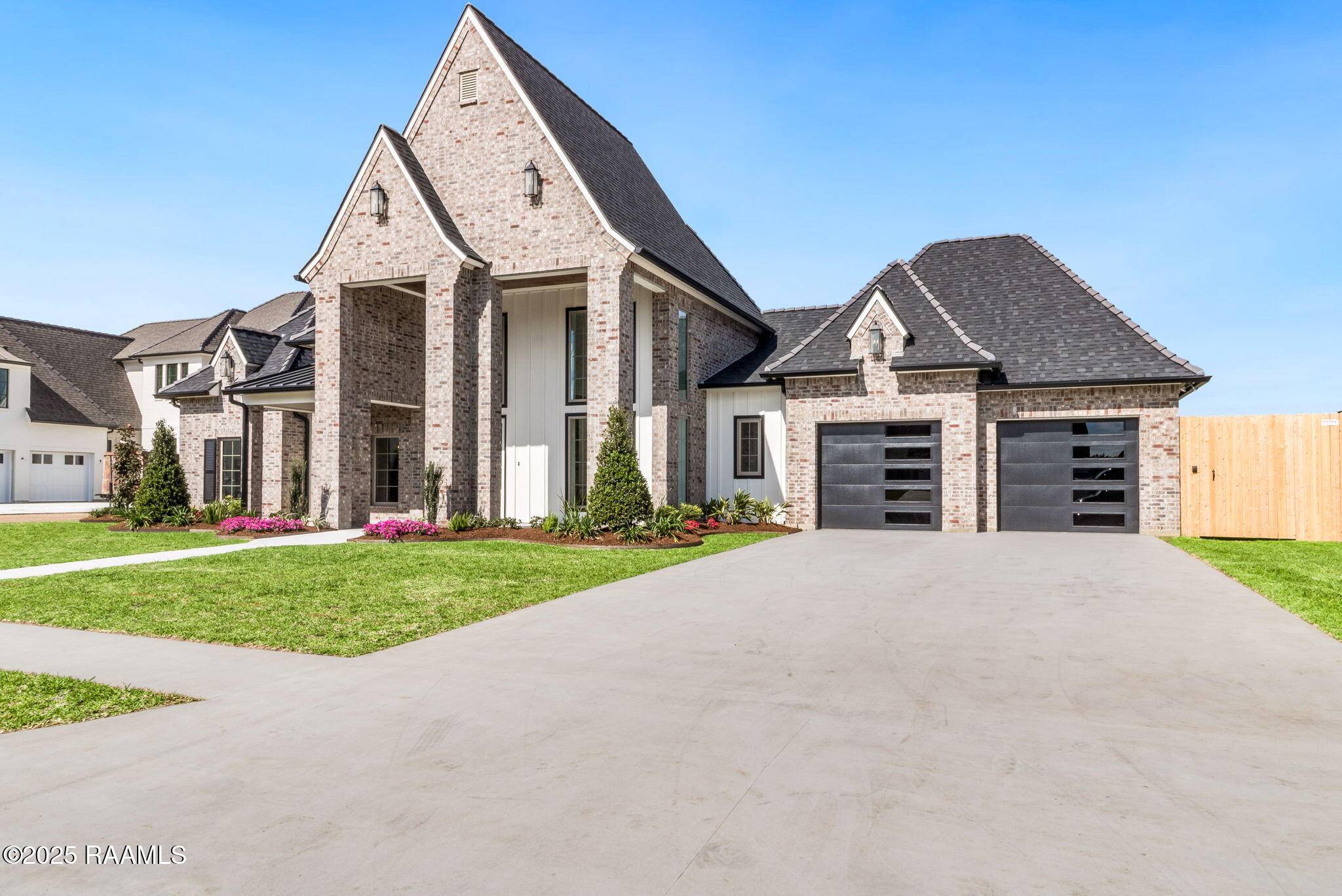 Youngsville, LA 70592,102 Dusty Ridge DR