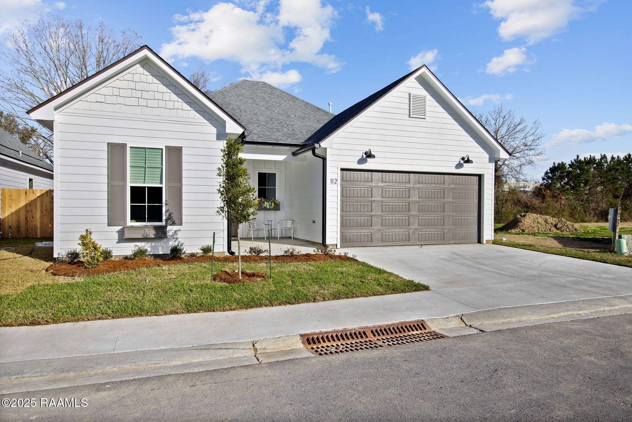 Youngsville, LA 70592,112 Greenhouse RD