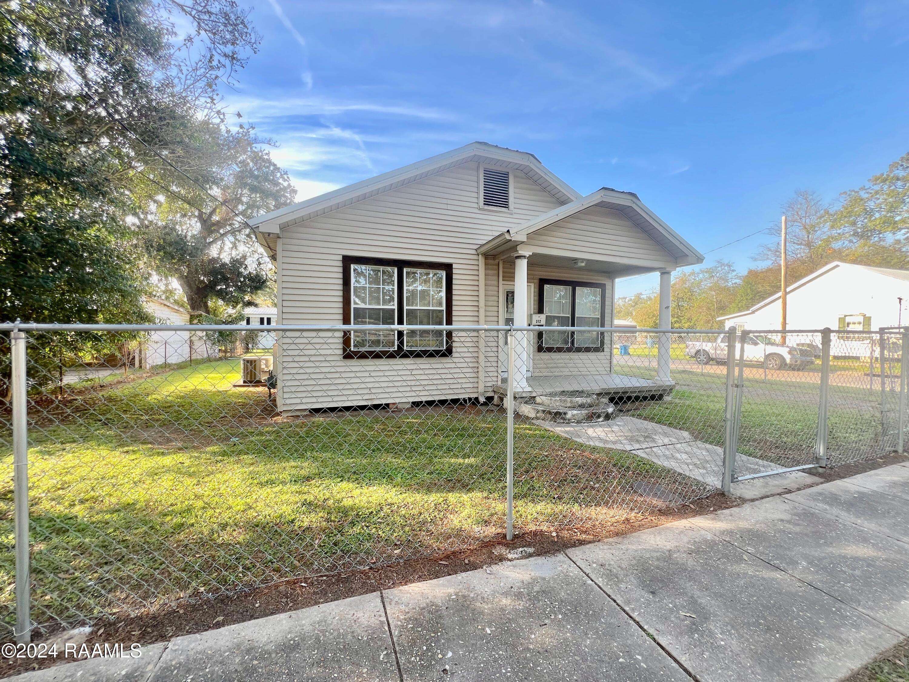 St. Martinville, LA 70582,312 S Martin Luther King Jr DR