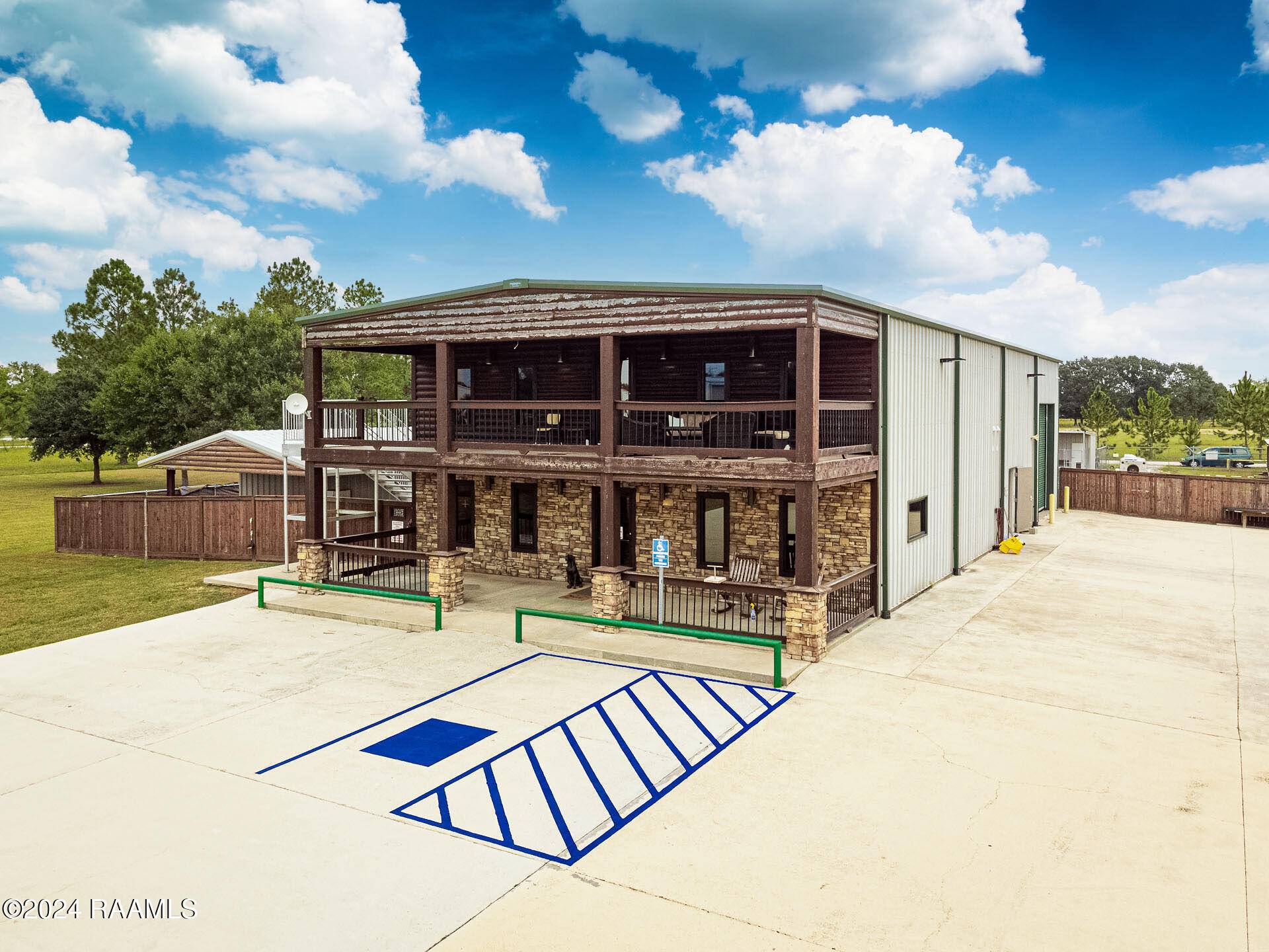 Abbeville, LA 70510,8003 Moline AVE