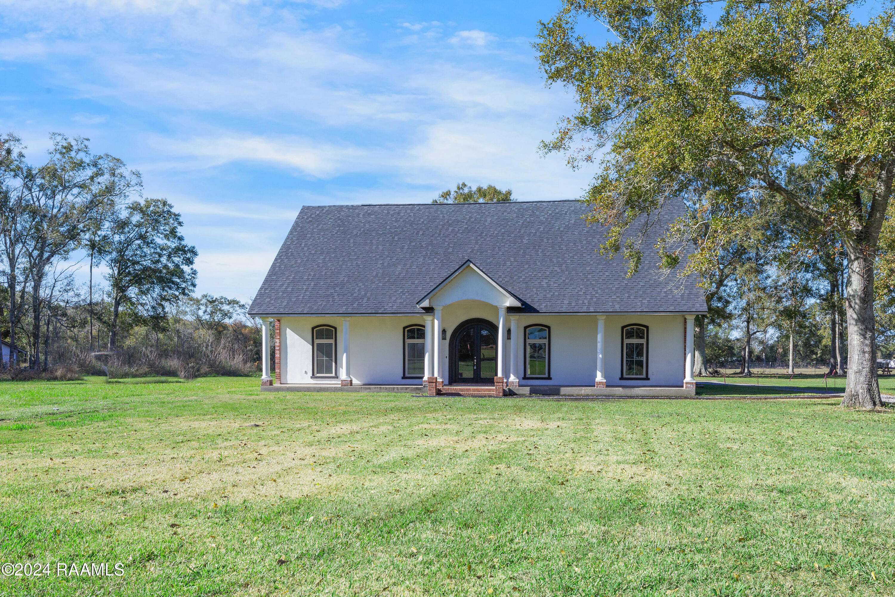 St. Martinville, LA 70582,1000 Broussard RD
