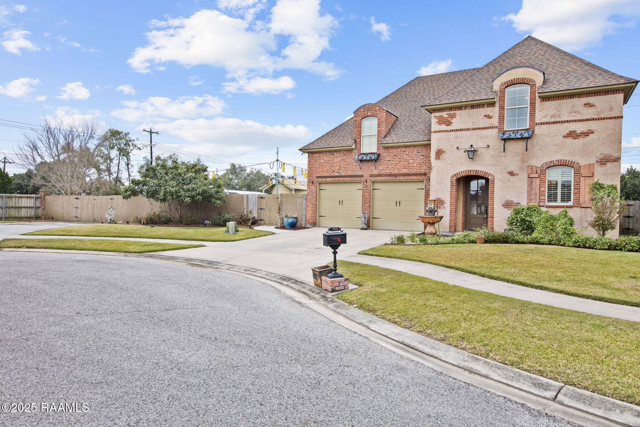 Lafayette, LA 70506,103 Baltimore LN