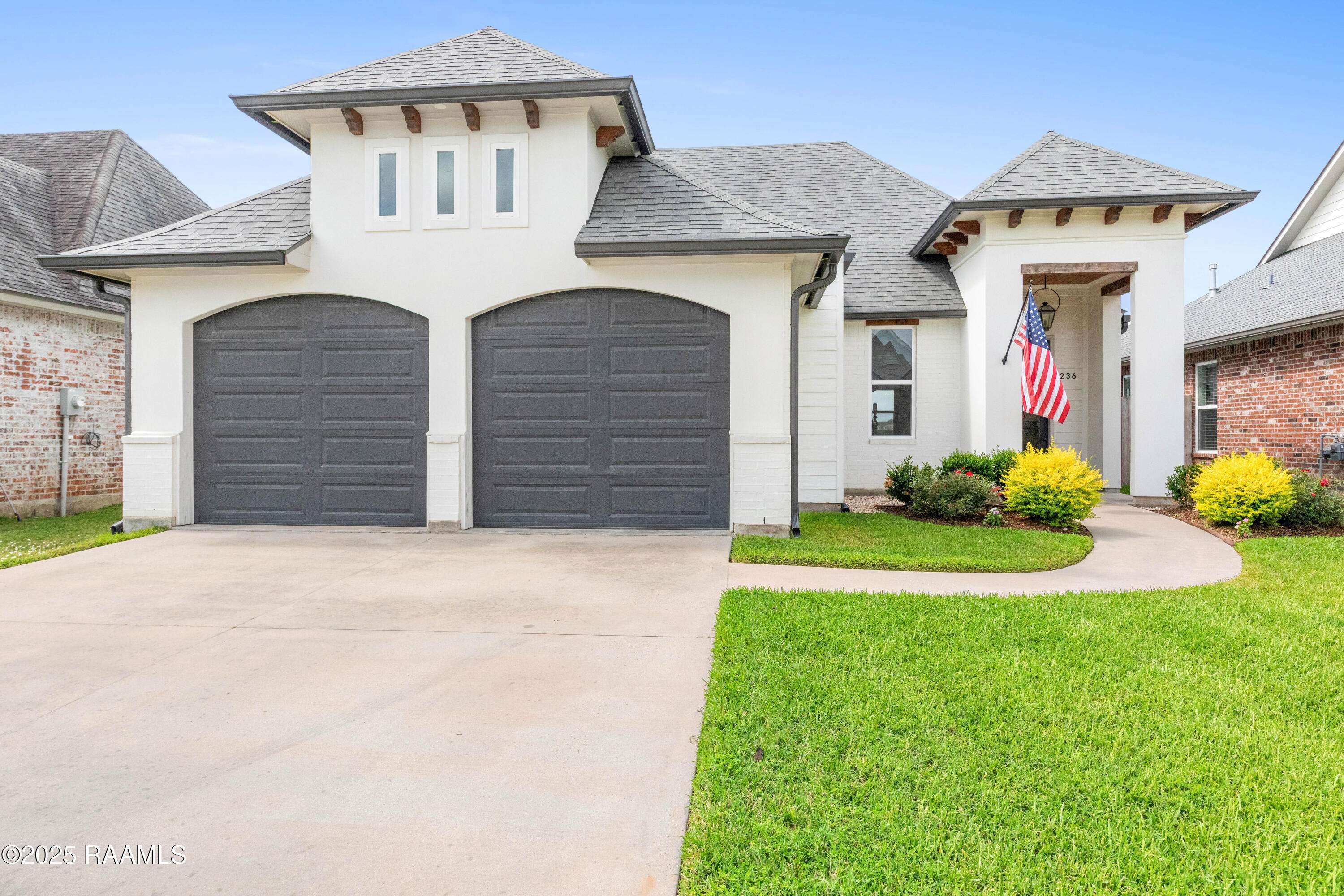 Broussard, LA 70518,236 Whispering Meadows RD