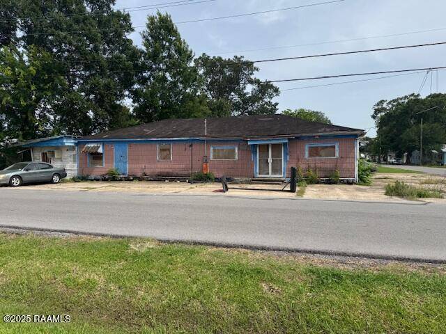 Crowley, LA 70526,702 E 12th ST