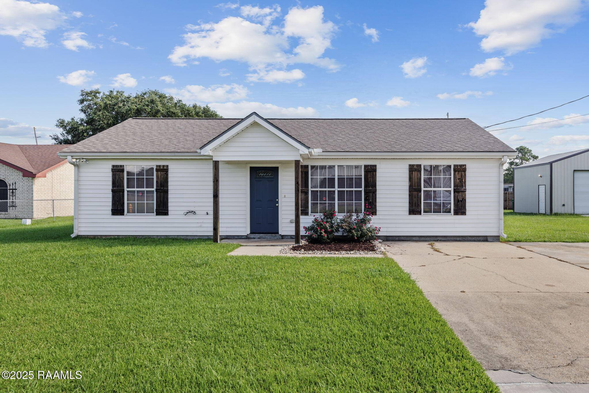 Duson, LA 70529,122 B Robin RD