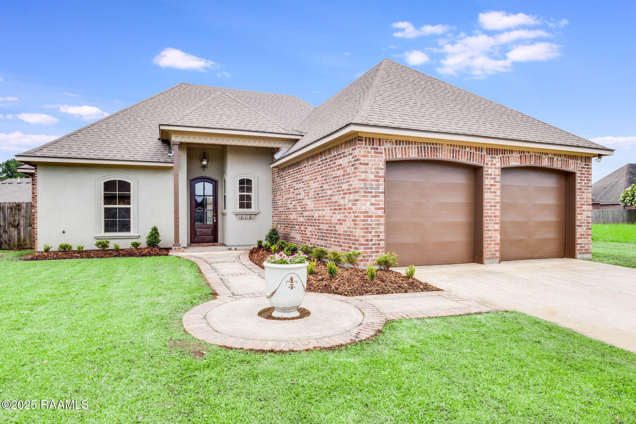 Youngsville, LA 70592,309 Arrowwood RD