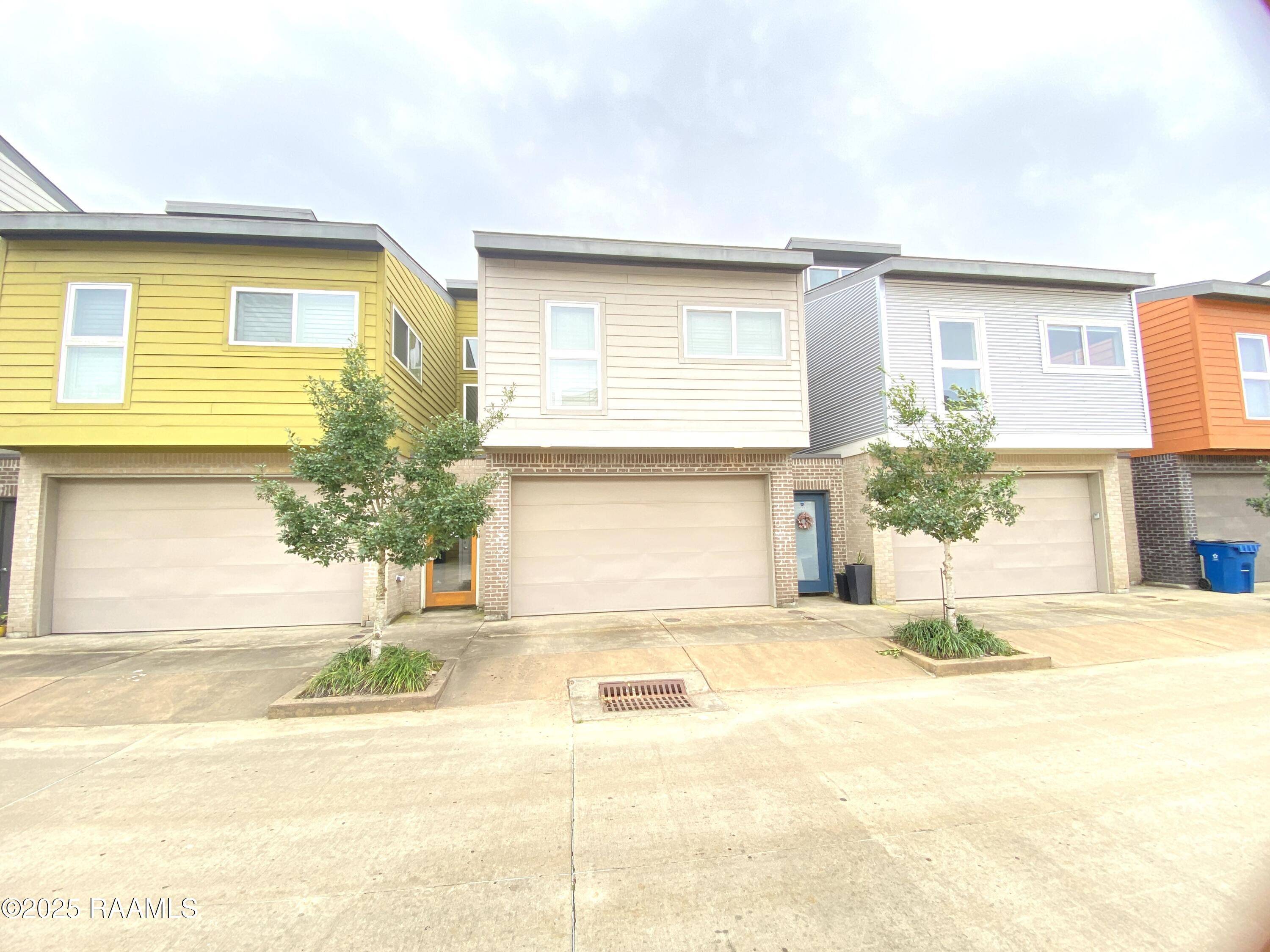 Lafayette, LA 70508,307 Highland Park LN