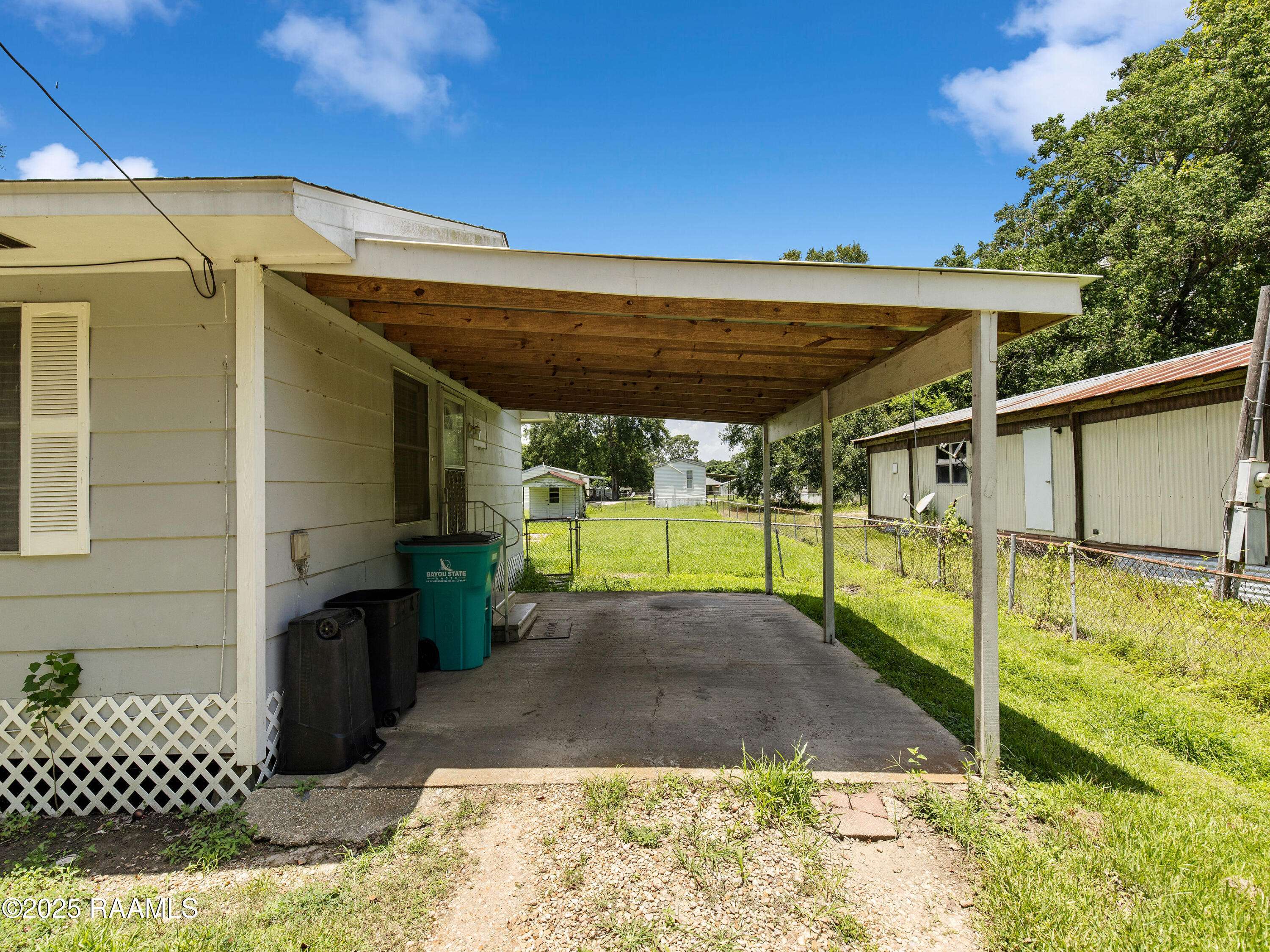 Ville Platte, LA 70586,184 Lithcote RD