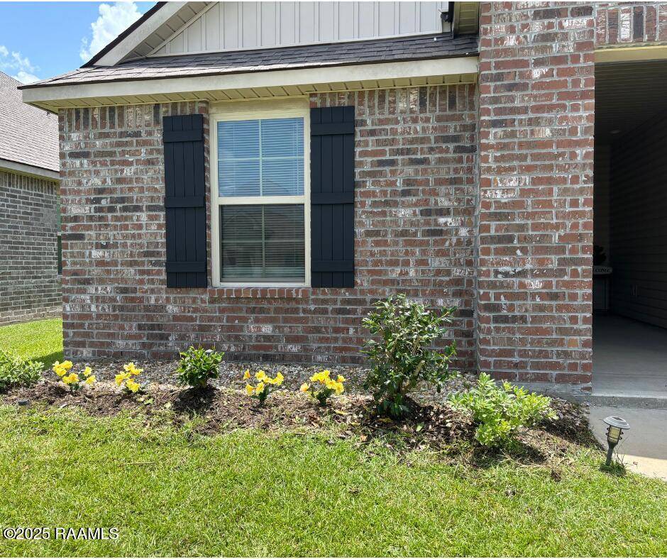 Duson, LA 70529,205 Acadian Lake DR