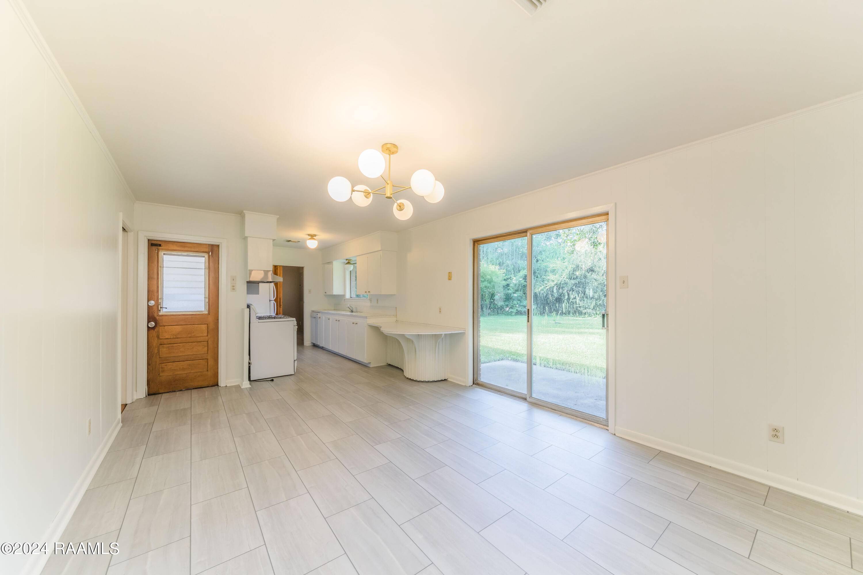 Lafayette, LA 70503,105 Donald DR