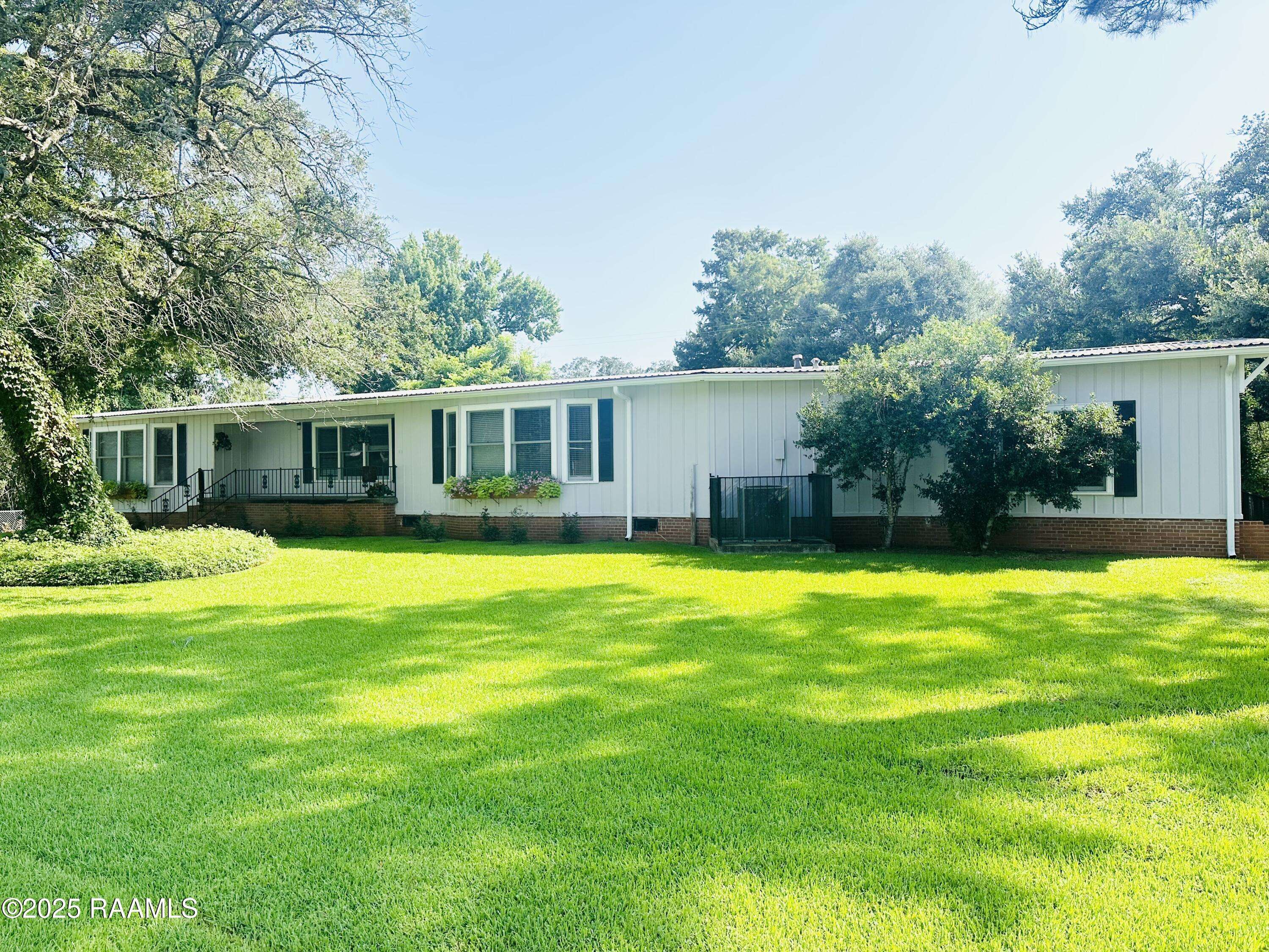 Lafayette, LA 70503,201 Edgewood DR
