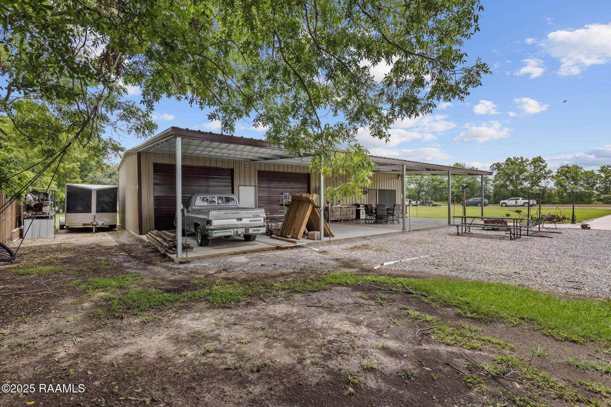 Arnaudville, LA 70512,1054 Preston Broussard RD