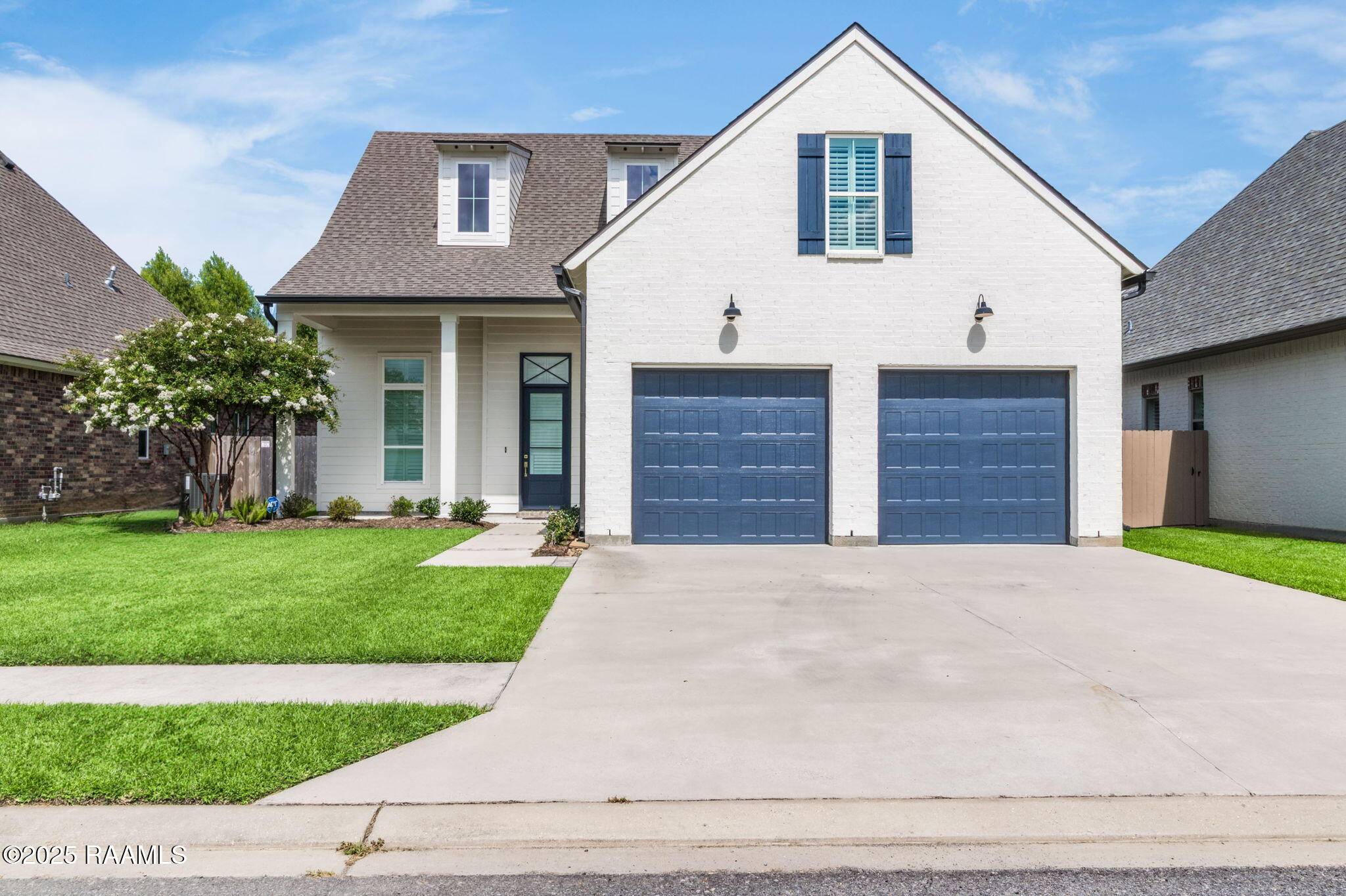 Broussard, LA 70518,604 Channel DR