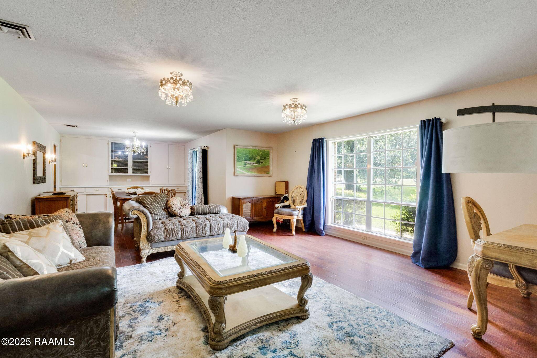 St. Martinville, LA 70582,6031 Main HWY