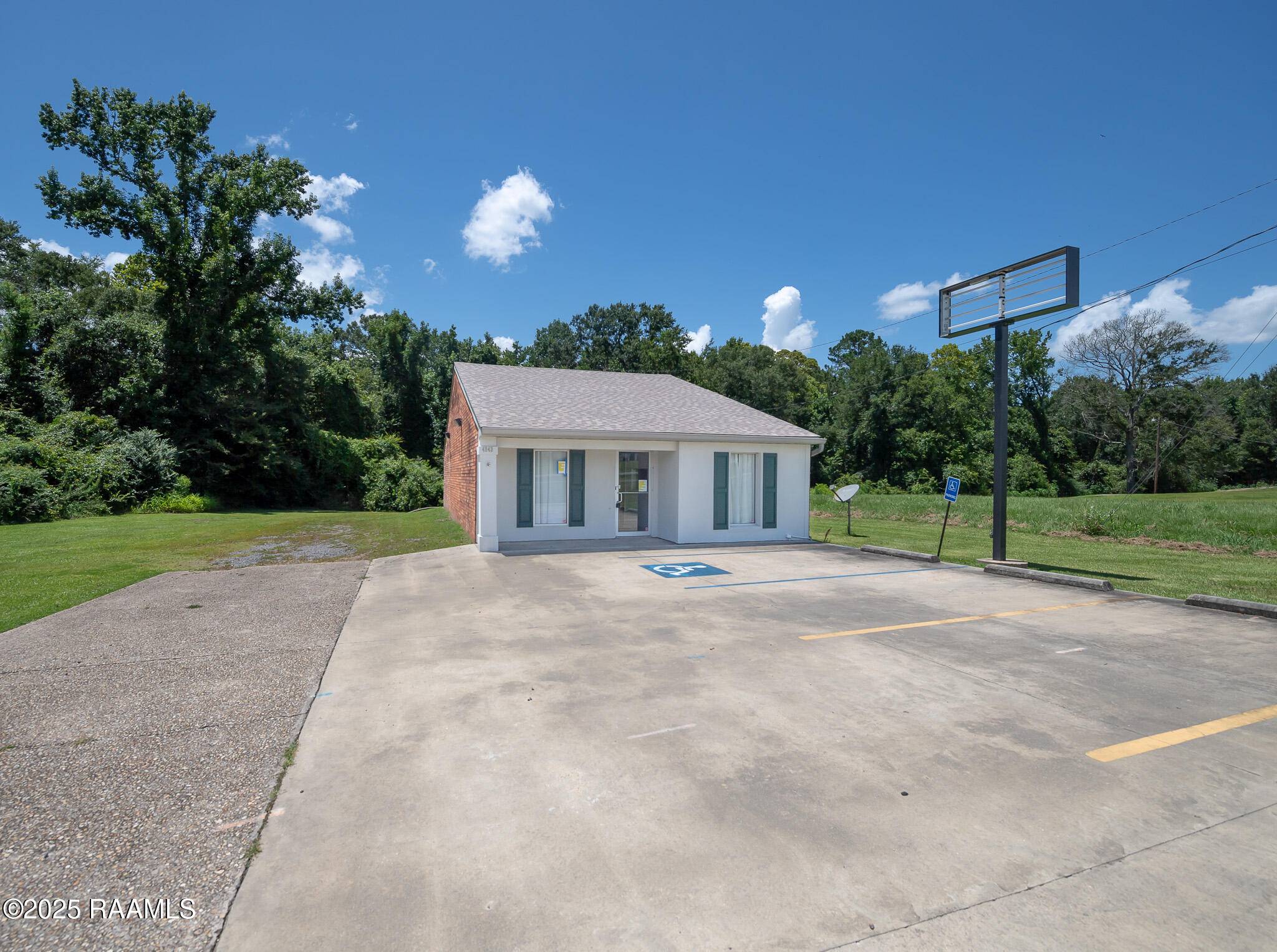 Opelousas, LA 70570,4843 S I-49 Service RD