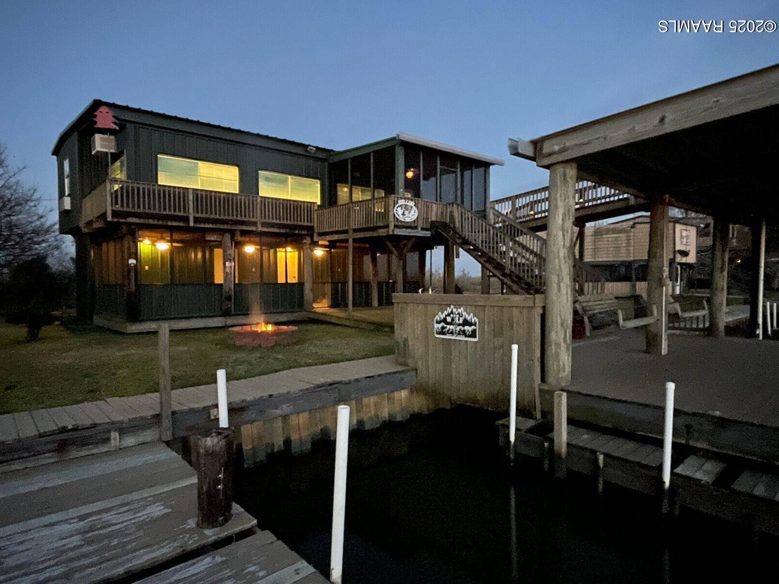 Henry, LA 70533,17 Boston Canal